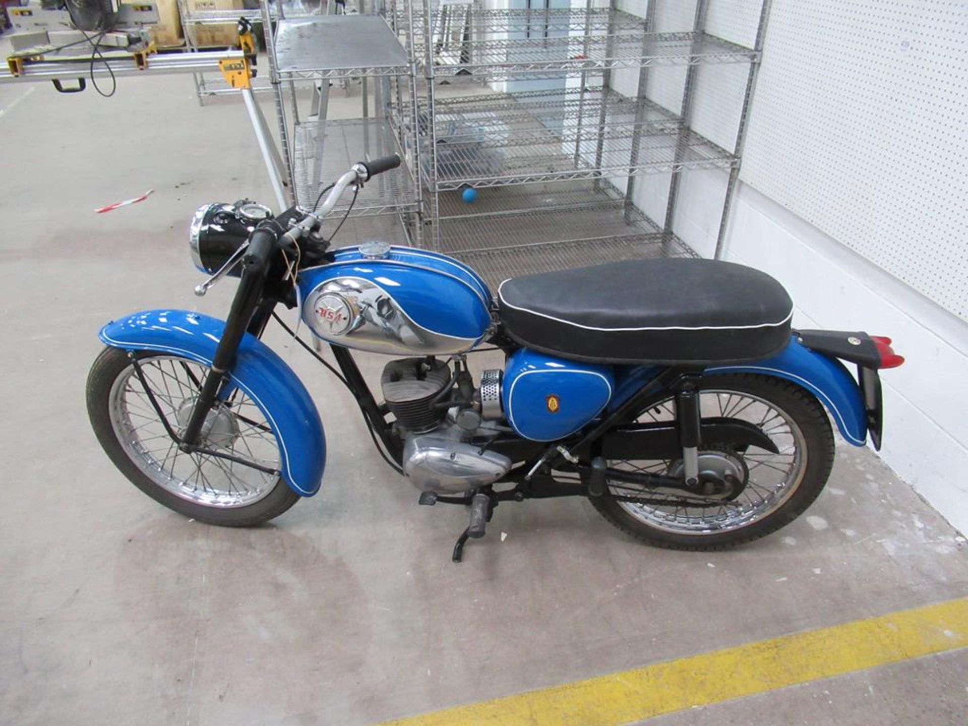 A BSA Bantam D7 Motorcycle - Image 4 of 9