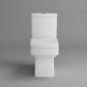 NEW & BOXED Belfort Close Coupled Toilet & Cistern inc Soft Close Seat. RRP £499.99.CC645.Long