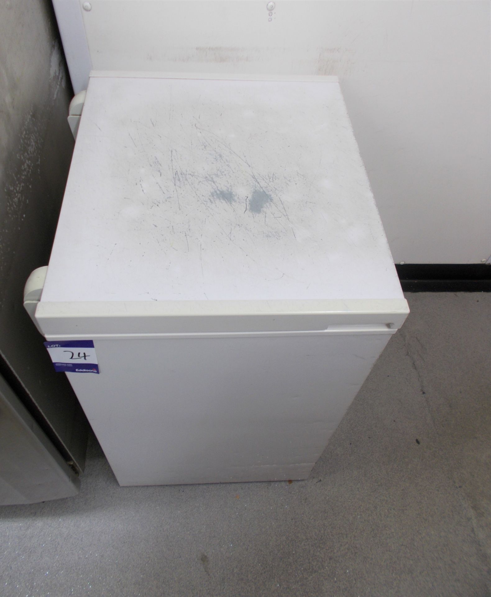 Unbadged chest freezer. Dimensions: 33” x 19” x 22”