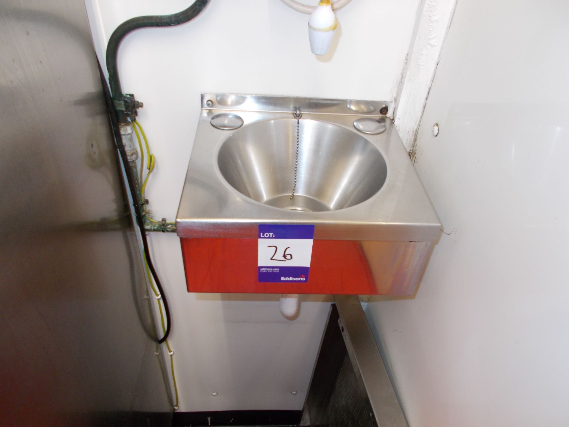 2 x Stainless steel hand basin’s. *Please note, it is the purchasers responsibility to ensure - Image 3 of 3