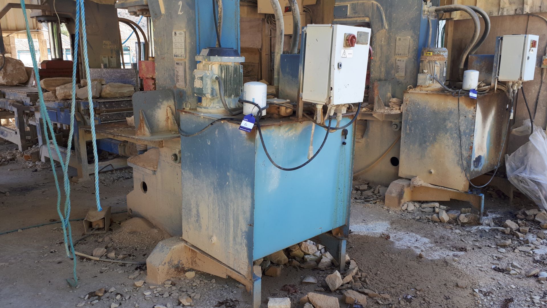 MEC C320 Stone Splitter/Guillotine machine, Serial Number P0232600811 (2011). Damage to electrical - Image 5 of 21