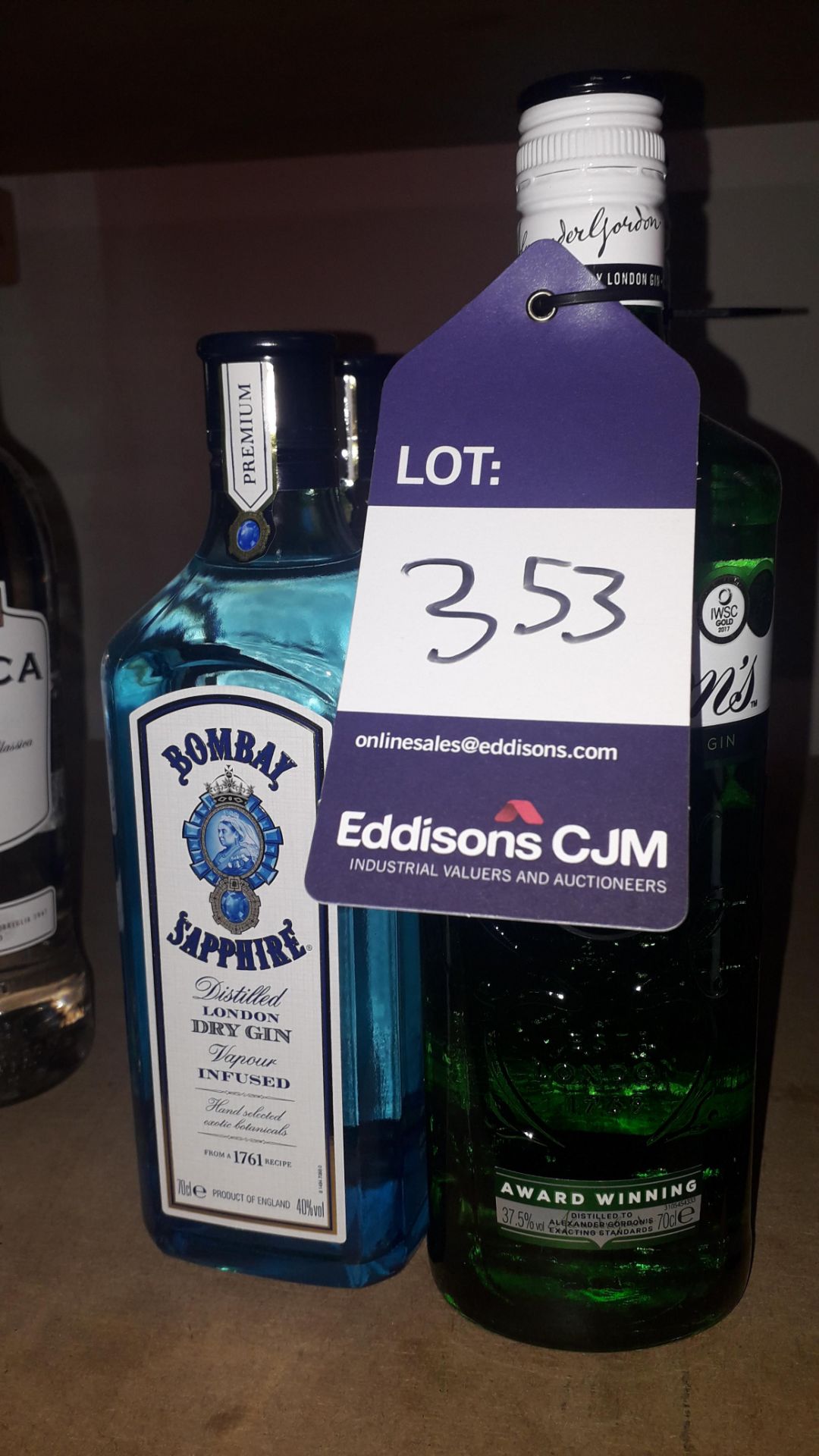 2 x Bombay Sapphire Dry Gin, 2 x Gordons Gin
