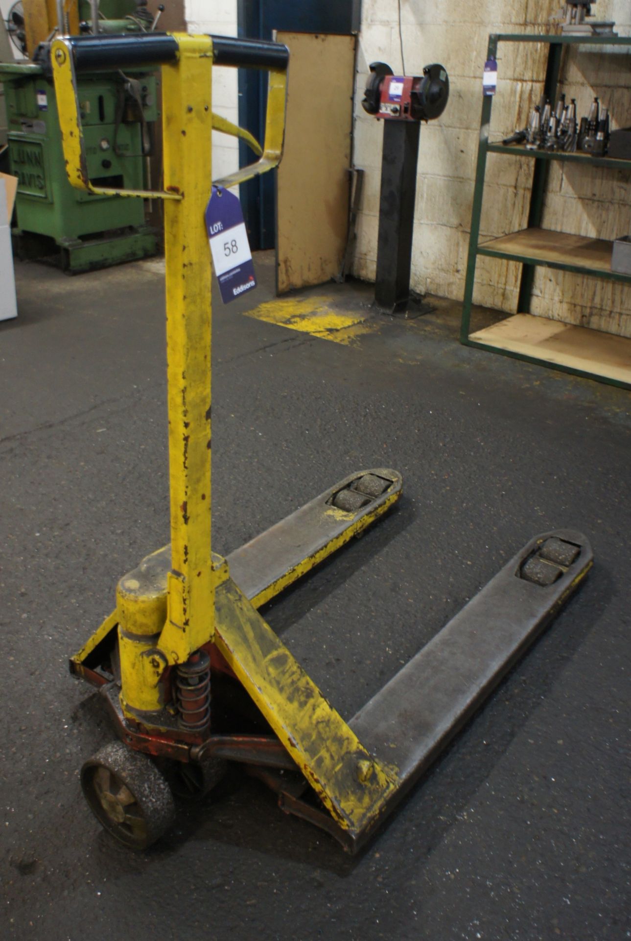 Unnamed Hand Operated Hydraulic Pallet Truck (yell