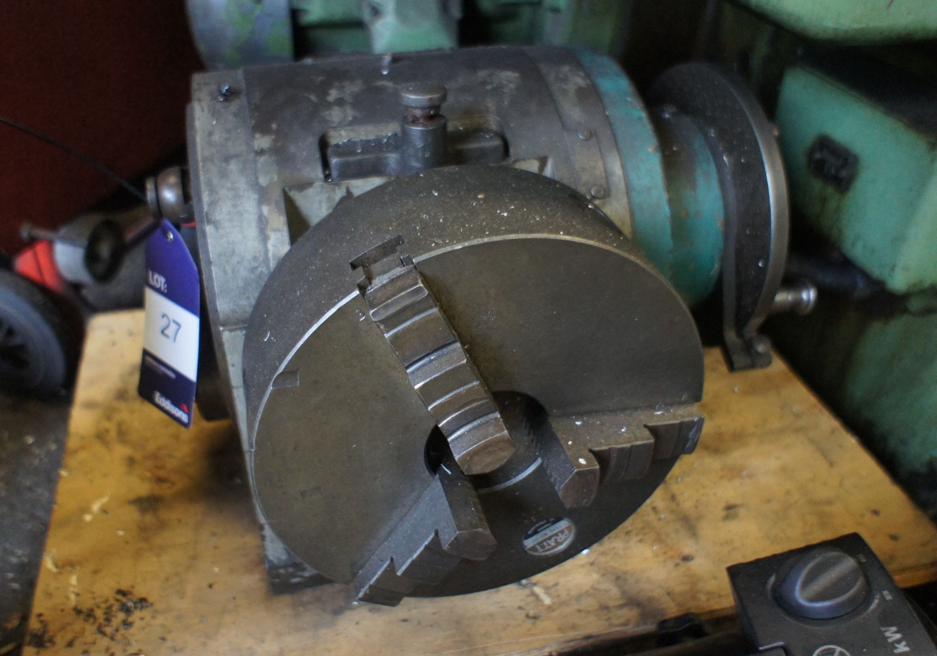 Cincinnati Dividing Head with 3-jaw chuck - Image 2 of 2