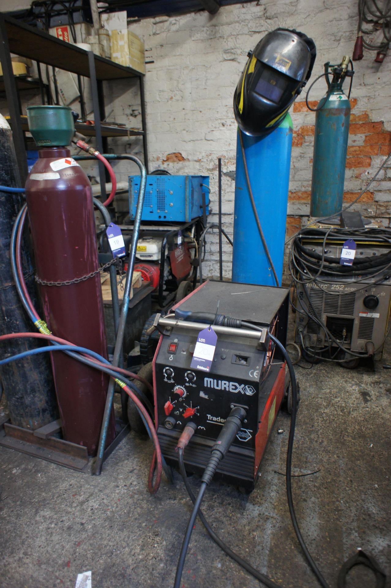 Nurex Tradesmig 293 Mig Welder (bottle not include