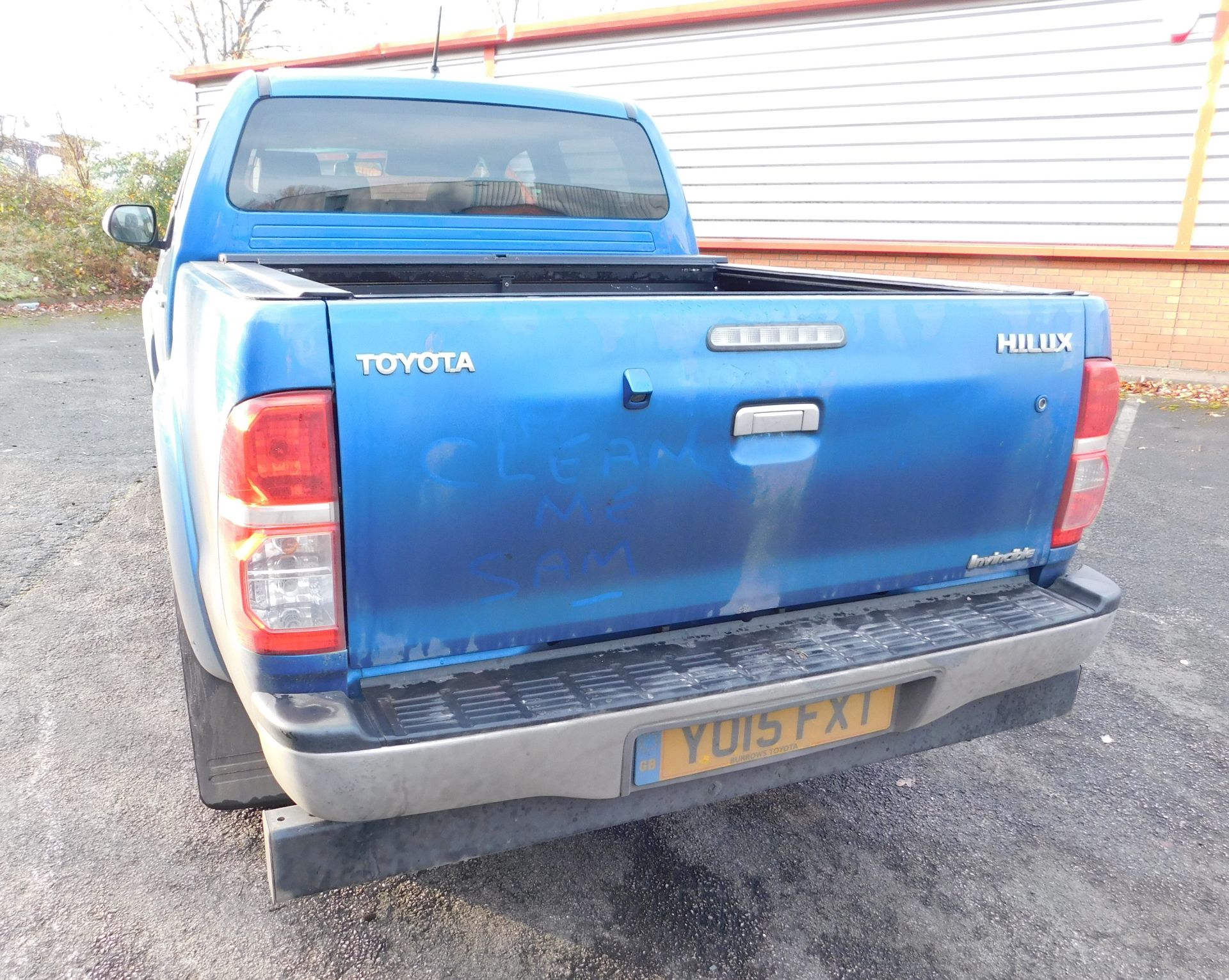 Toyota Hilux Invincible Double Cab Pick-Up Registr - Image 5 of 10