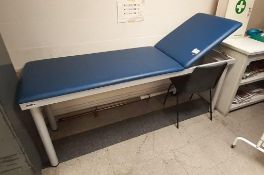 First Aid Bed with Mobile Screen