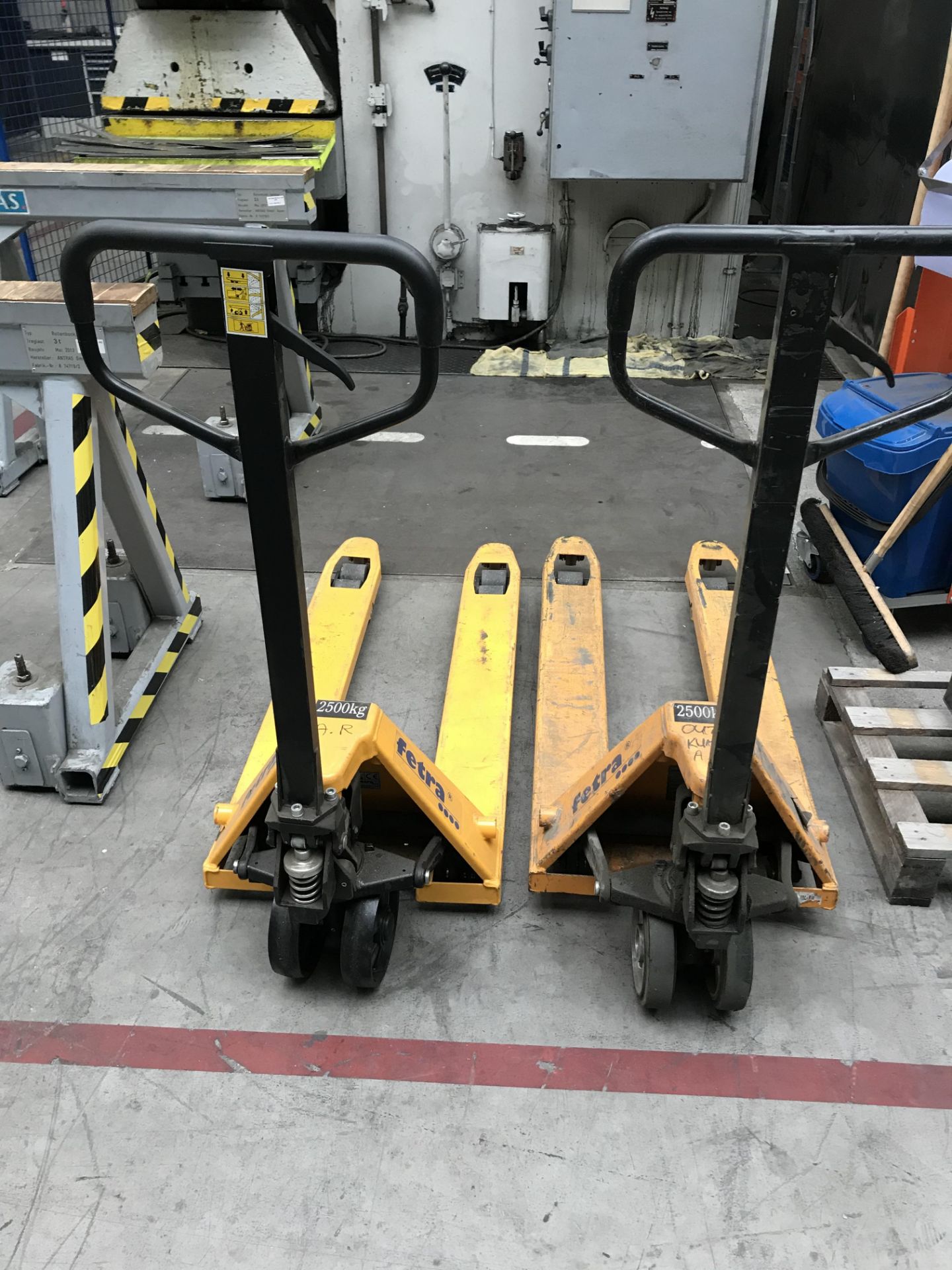 2 x Fetra Hand Operated Pallet Trucks