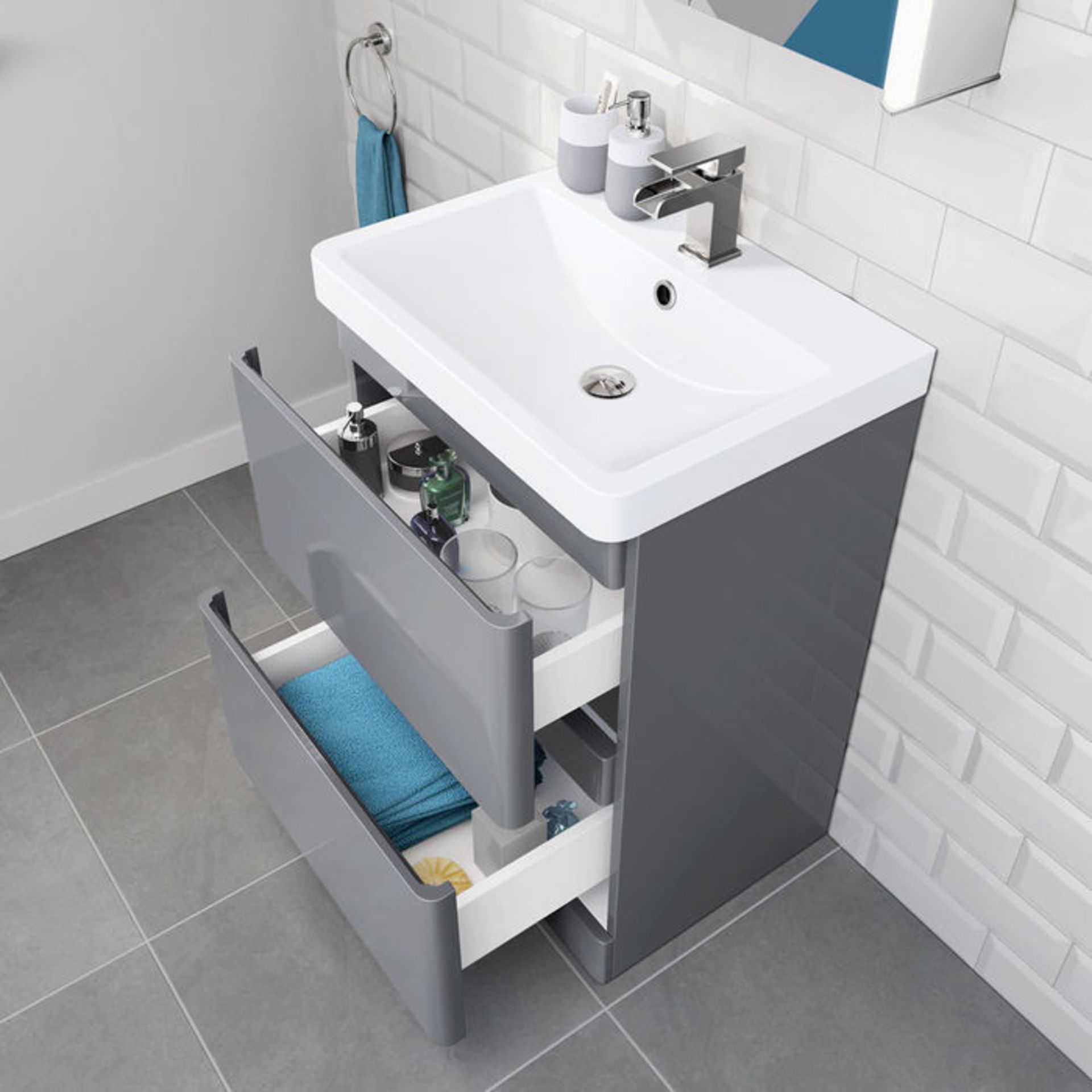 NEW & BOXED 600mm Denver Gloss Grey Built In Basin Drawer Unit - Floor Standing. RRP £499.99. - Image 2 of 4