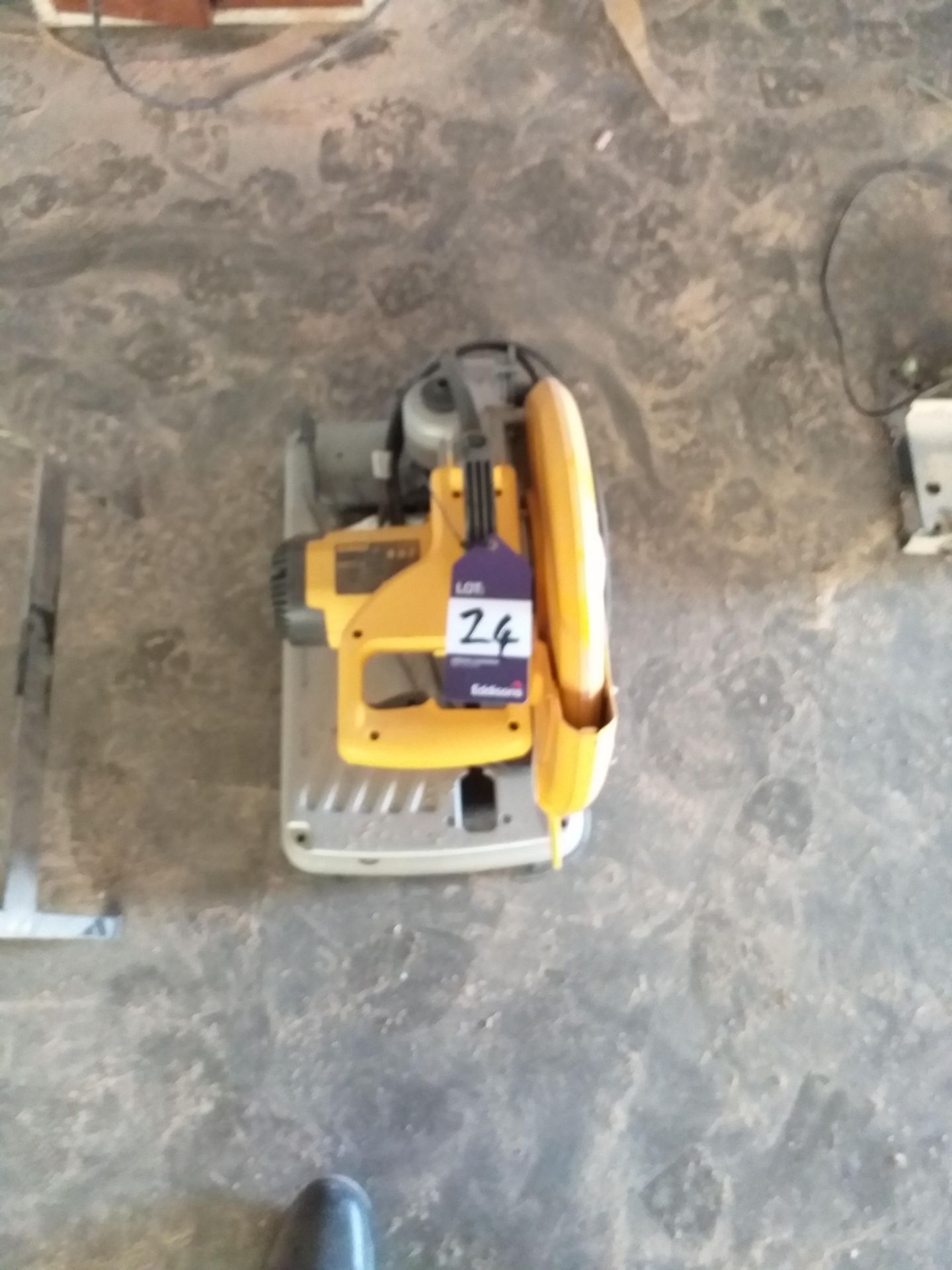 Dewalt D28765 Cut Off Saw 240v