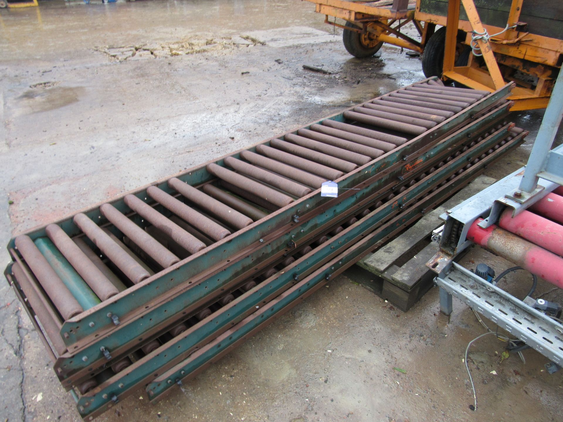 Rapistan Roller Conveyor 550 x 5 Sections 3m each