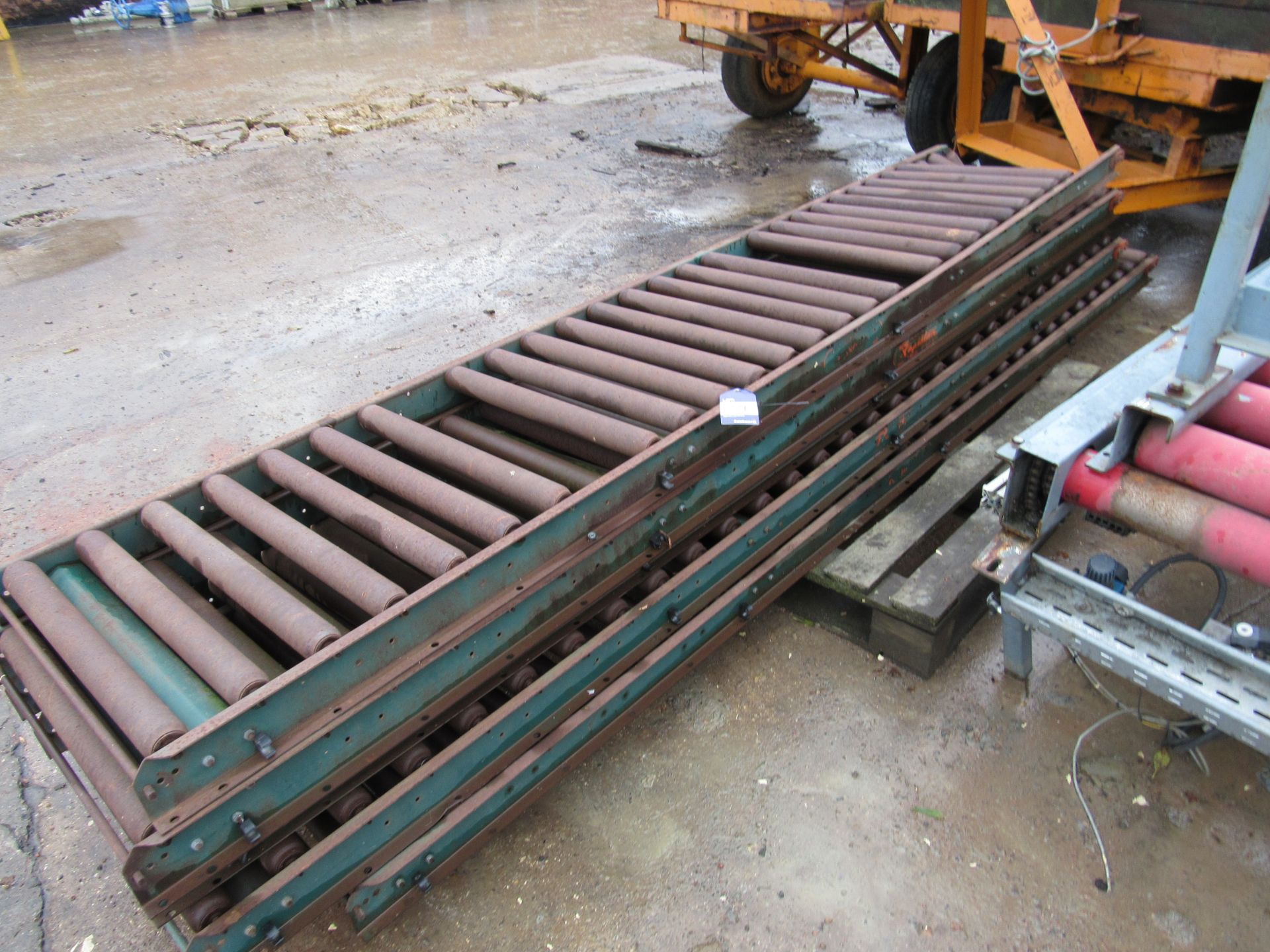 Rapistan Roller Conveyor 550 x 5 Sections 3m each - Image 2 of 4