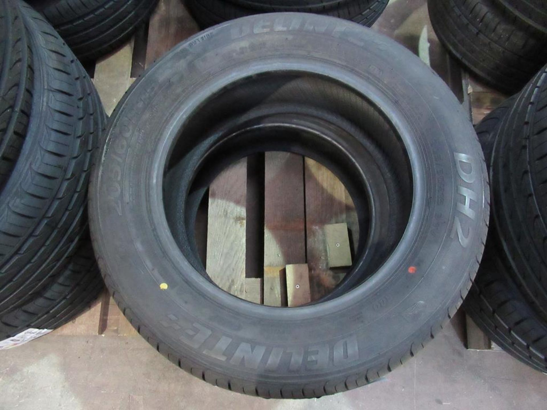 2 unused Delinte DH2 205/60R15 91V tyres - Image 2 of 3