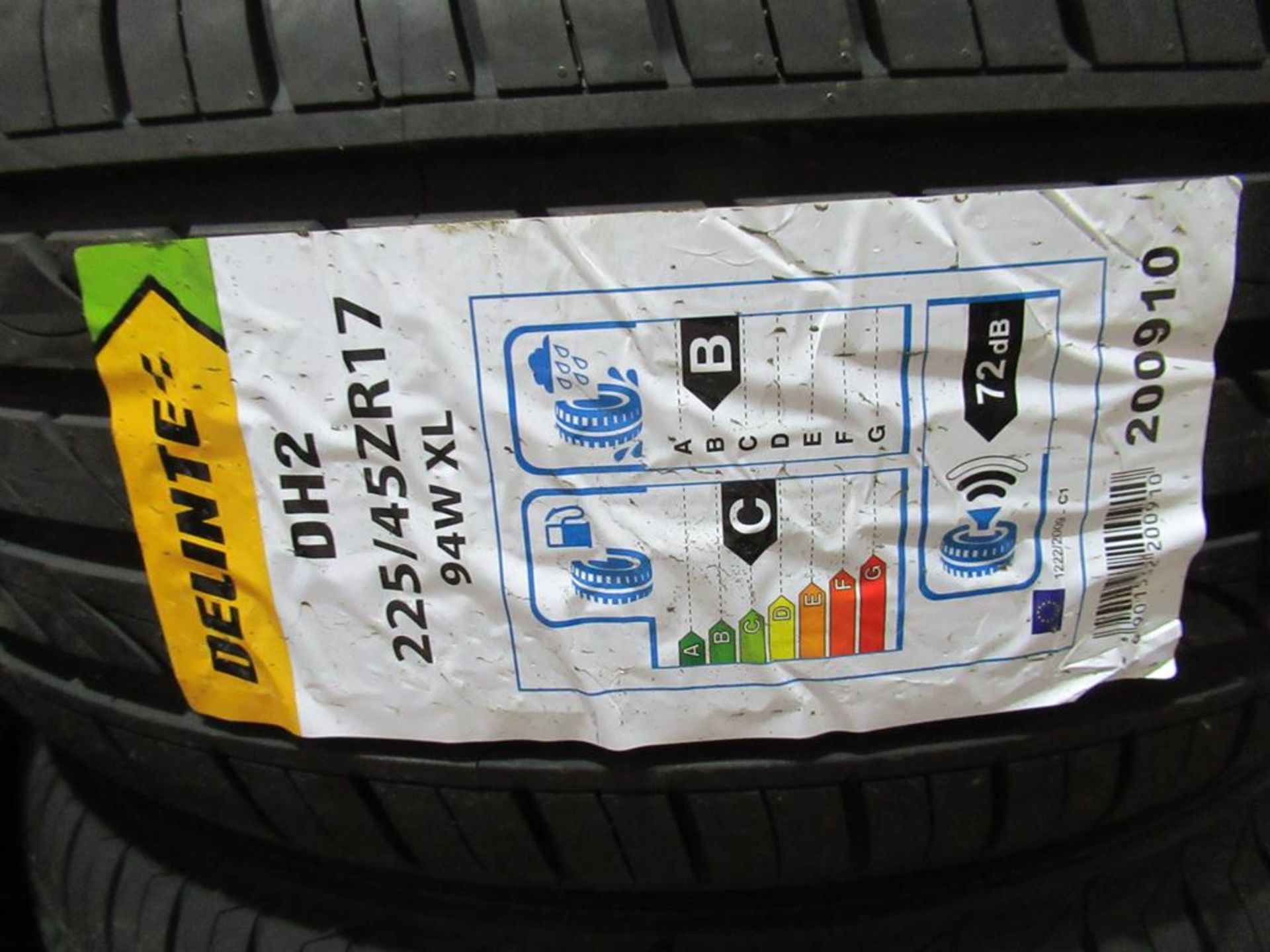 2 unused Delinte DH2 225/45ZR17 94W XL tyres - Image 3 of 3