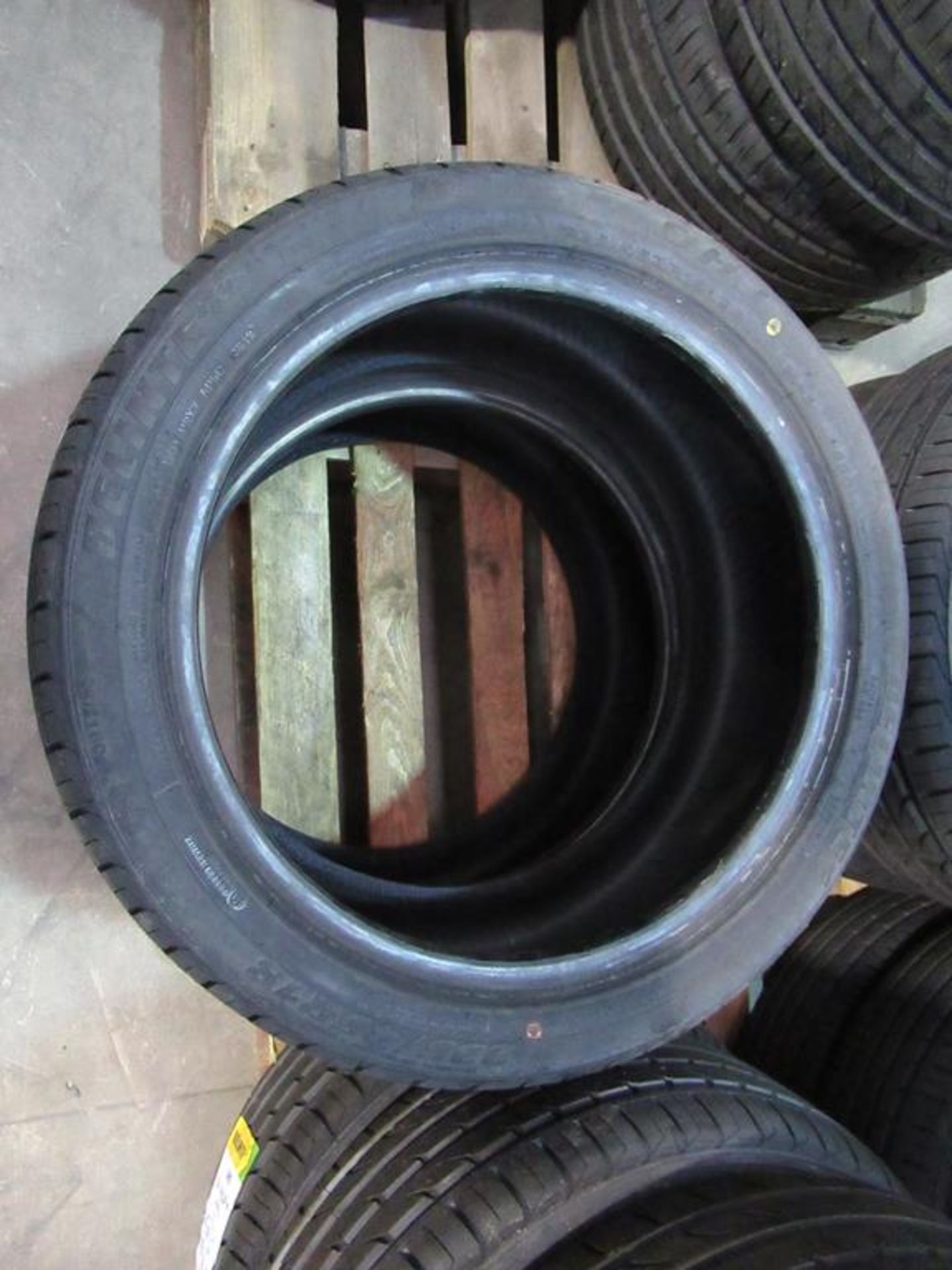 2 unused Delinte DH2 235/45ZR18 98W XL tyres - Image 2 of 3