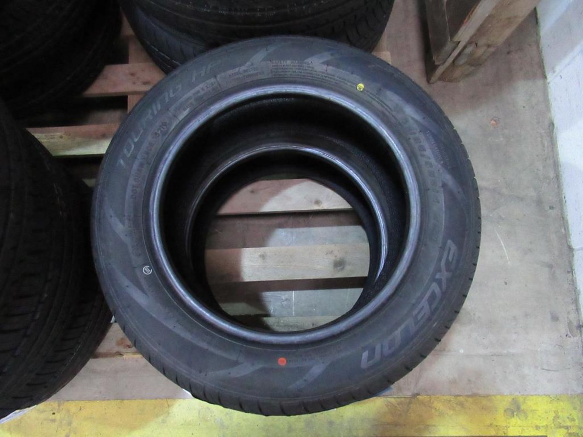 2 unused Excelon Touring HP 185/60R14 82H tyres - Image 2 of 3