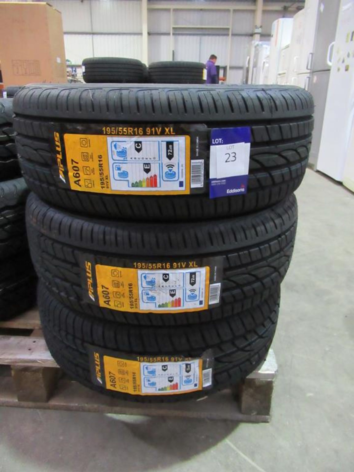 3 unused Aplus A607 195/55R16 91V XL tyres