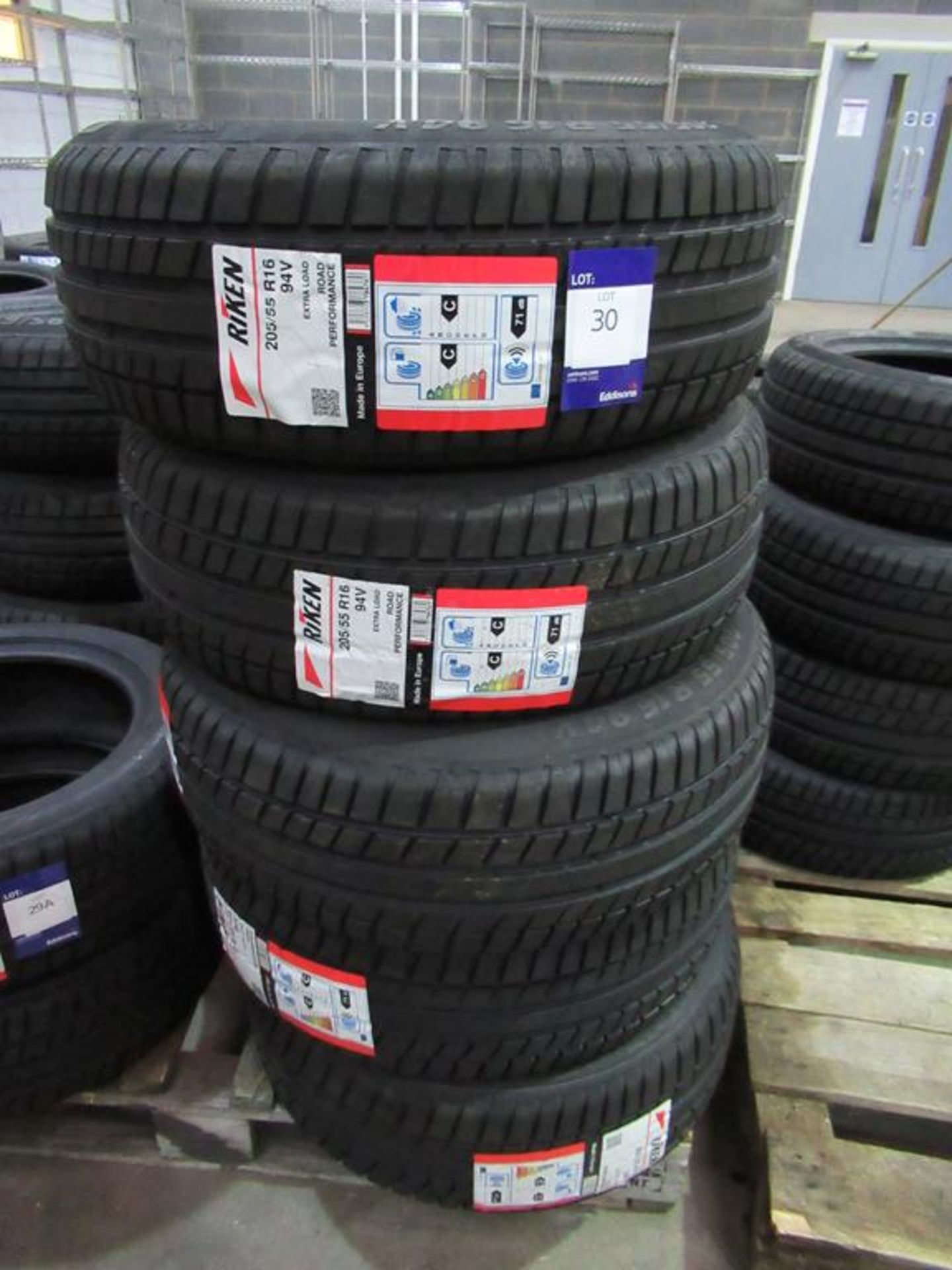 5 unused Riken 205/55R16 94V extra load tyres