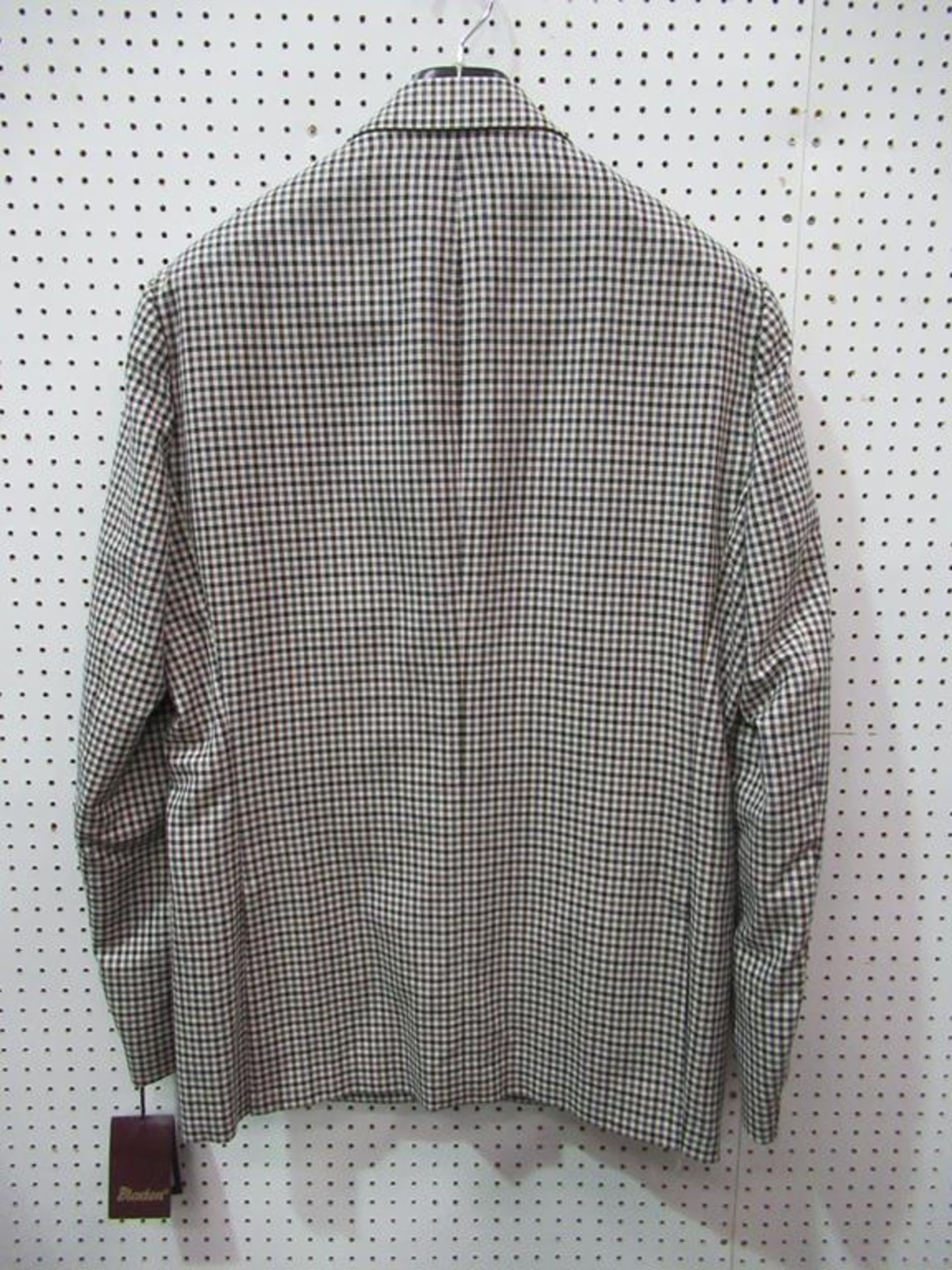 Bladen 2 button mens checked jacket - Image 2 of 3