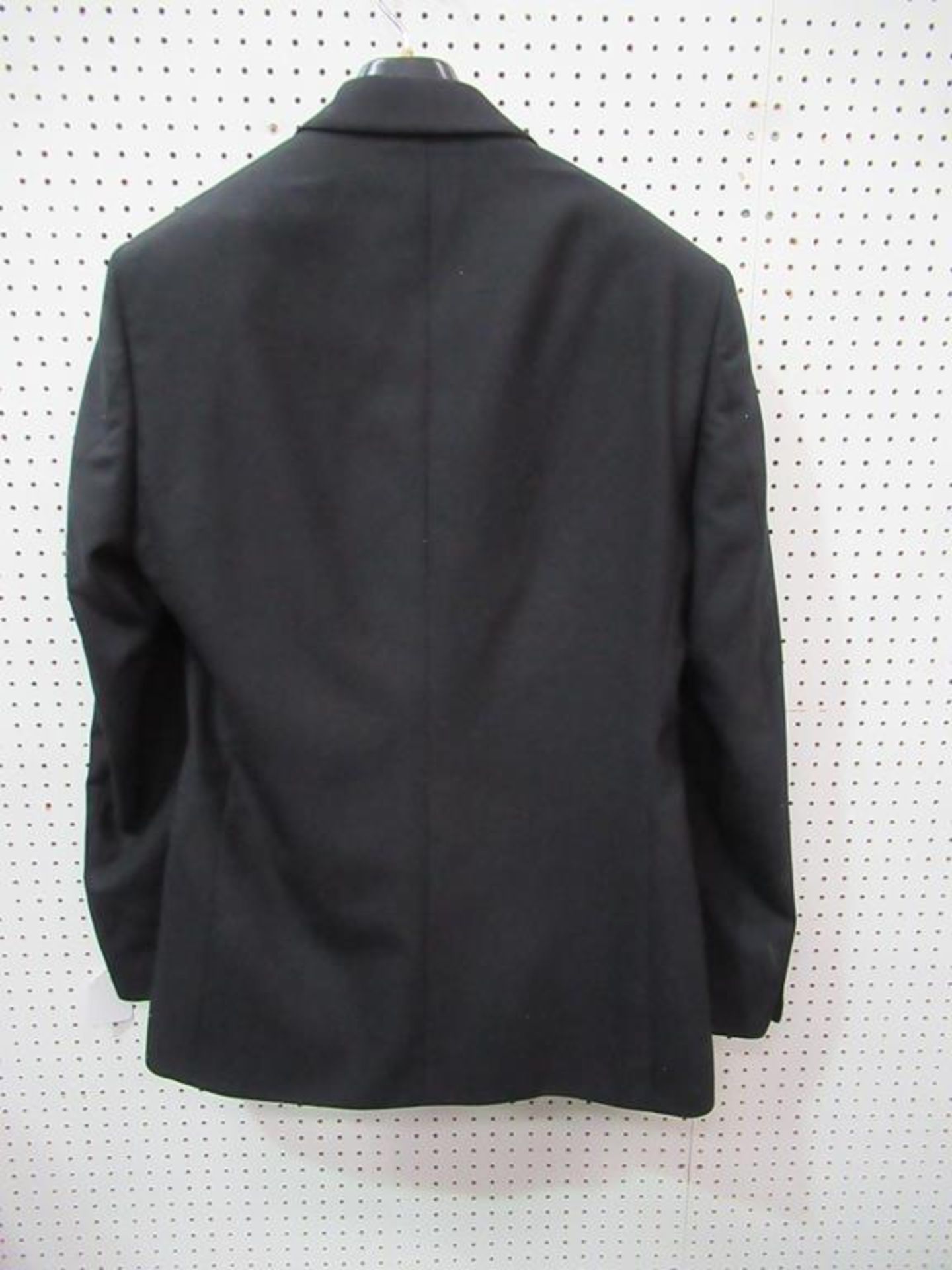 Wensum Tailoring single button mens dinner jacket - Image 2 of 2