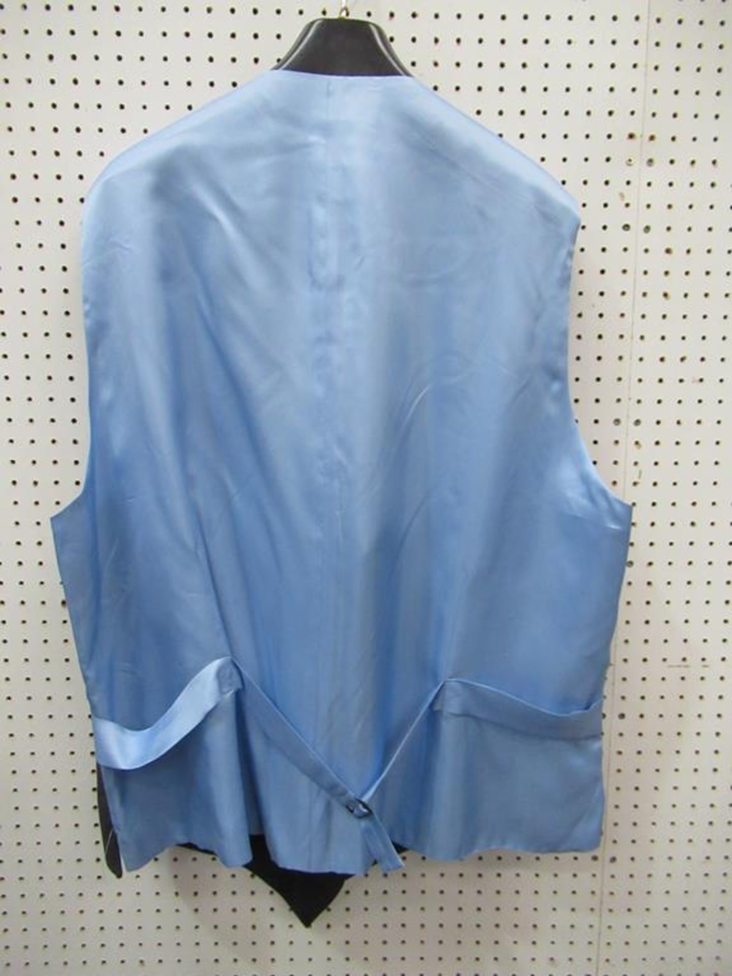 Wensum Tailoring single breasted waistcoat - Image 2 of 2