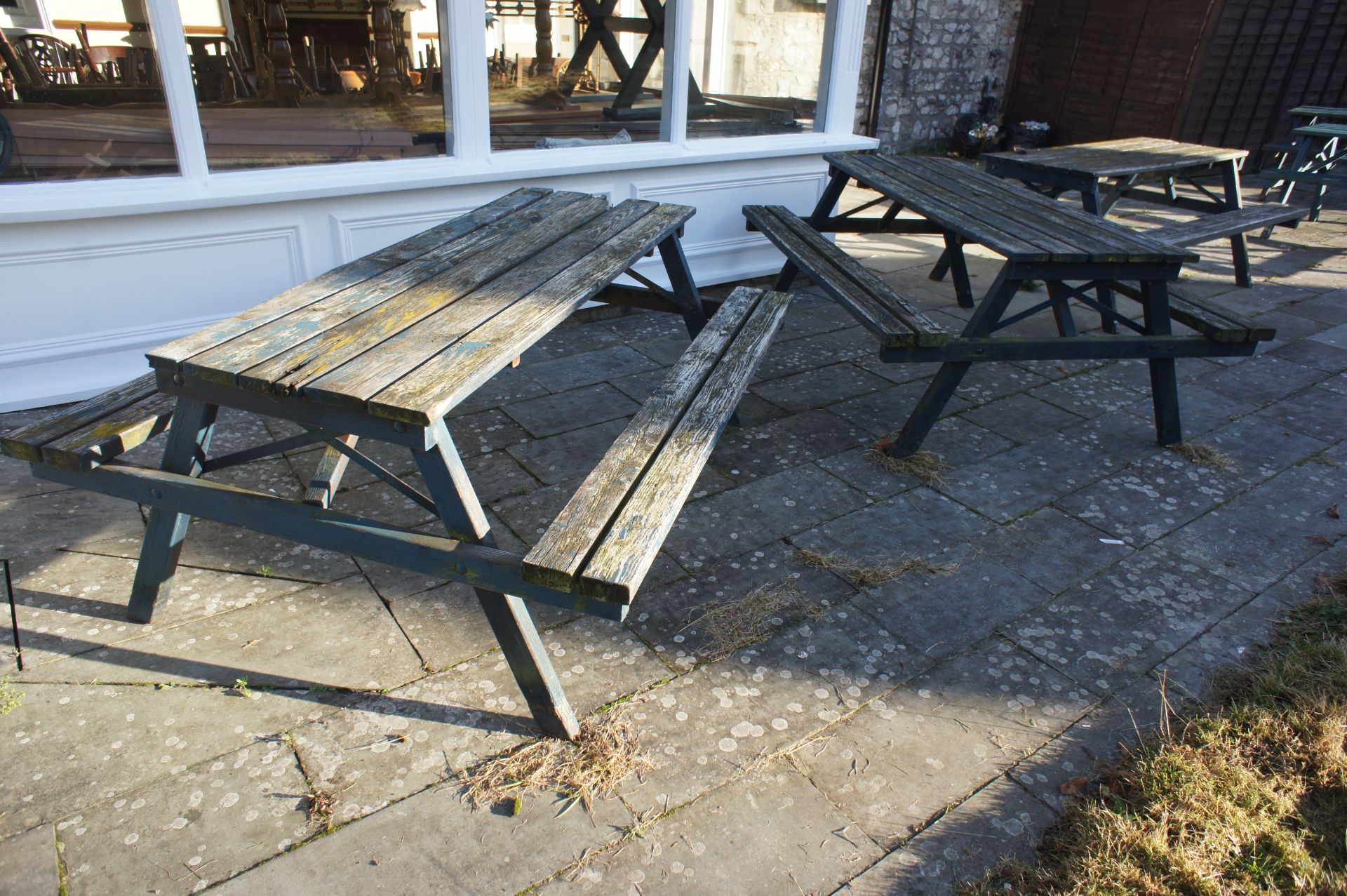 7 x Picnic benches