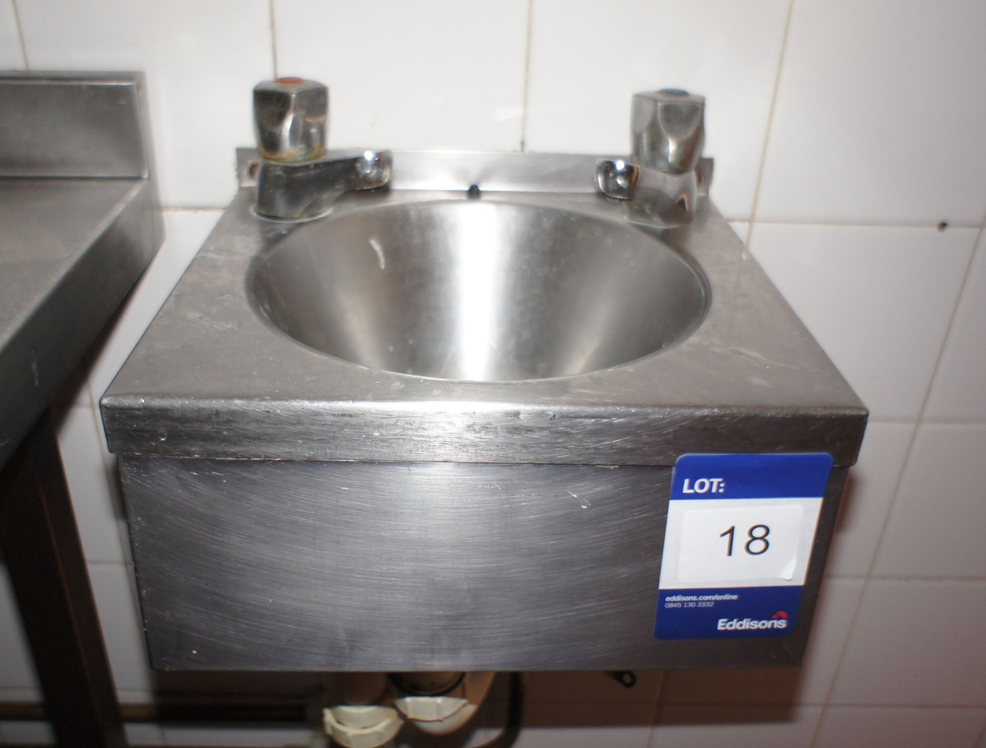 Stainless steel handwash sink