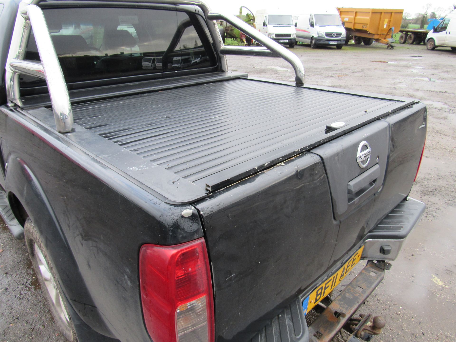 Nissan Navara Tekna 2.5DCI 4WD Auto Double Cab Pick Up, registration BF11 AEE, first registered 25 - Image 9 of 22