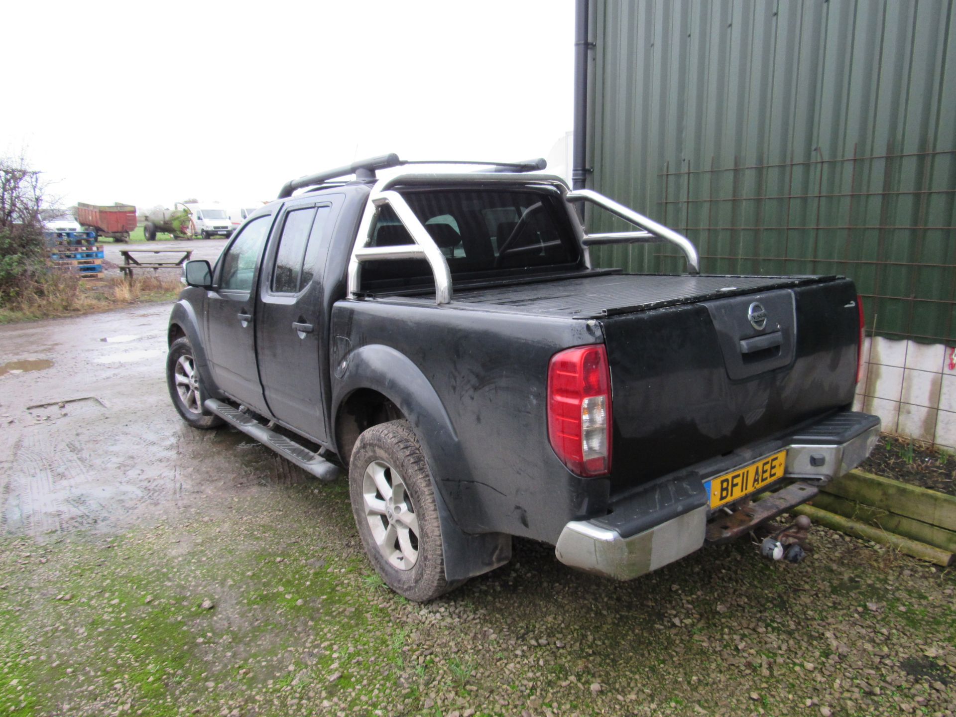 Nissan Navara Tekna 2.5DCI 4WD Auto Double Cab Pick Up, registration BF11 AEE, first registered 25 - Image 19 of 22