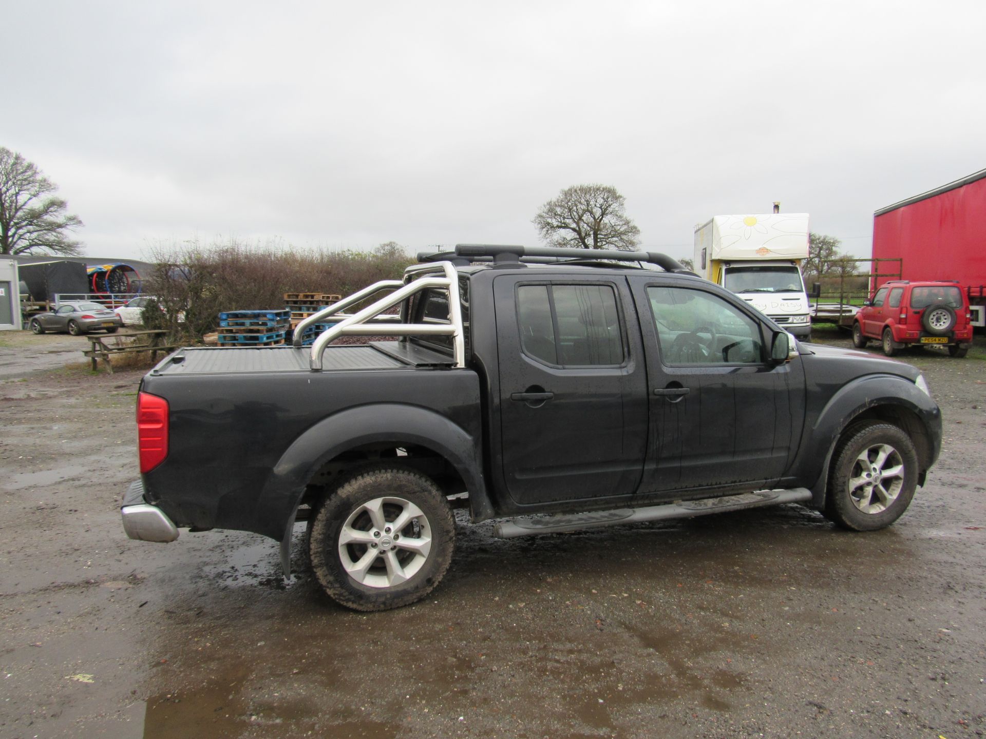 Nissan Navara Tekna 2.5DCI 4WD Auto Double Cab Pick Up, registration BF11 AEE, first registered 25 - Image 12 of 22