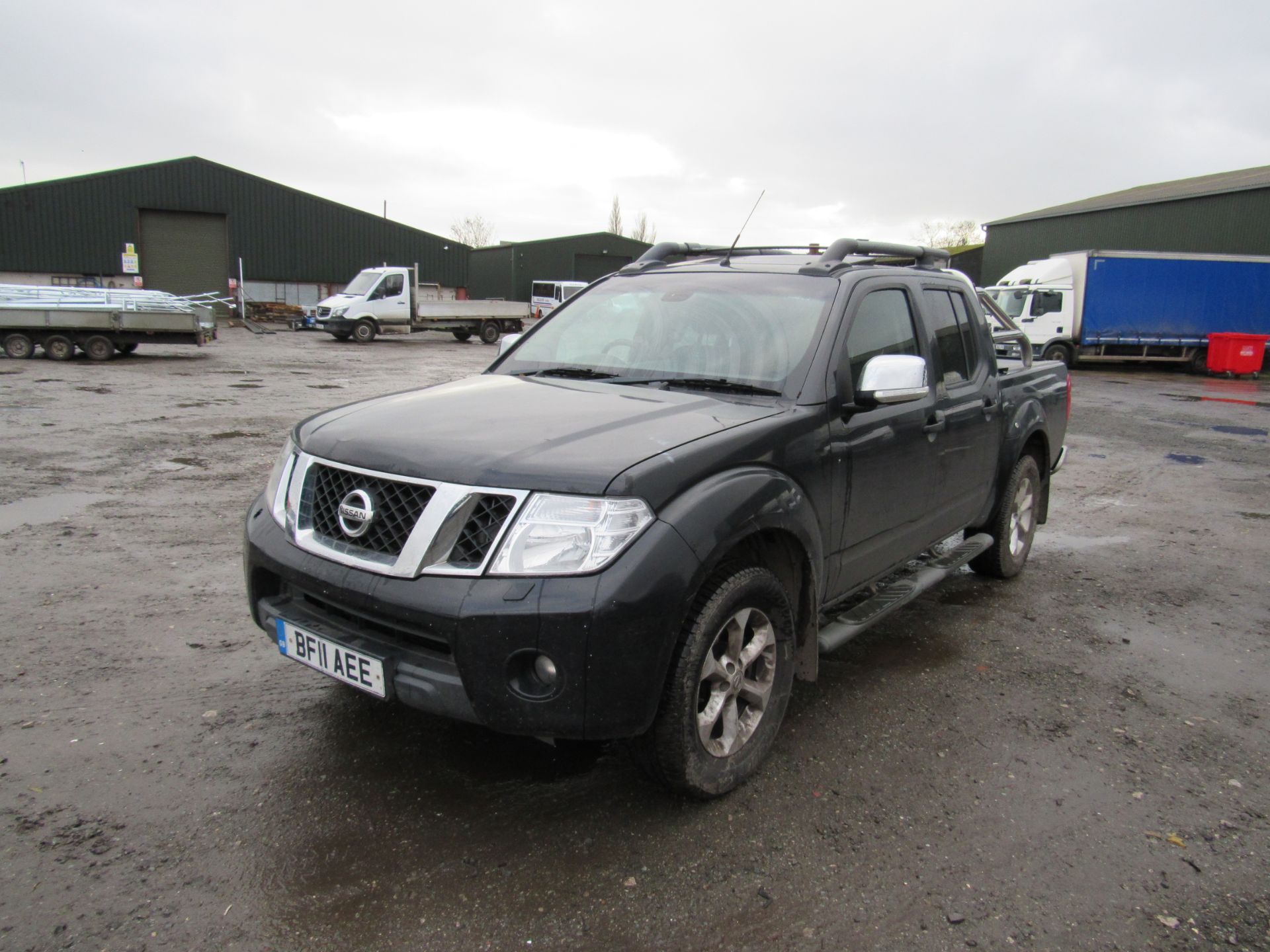 Nissan Navara Tekna 2.5DCI 4WD Auto Double Cab Pick Up, registration BF11 AEE, first registered 25 - Image 4 of 22