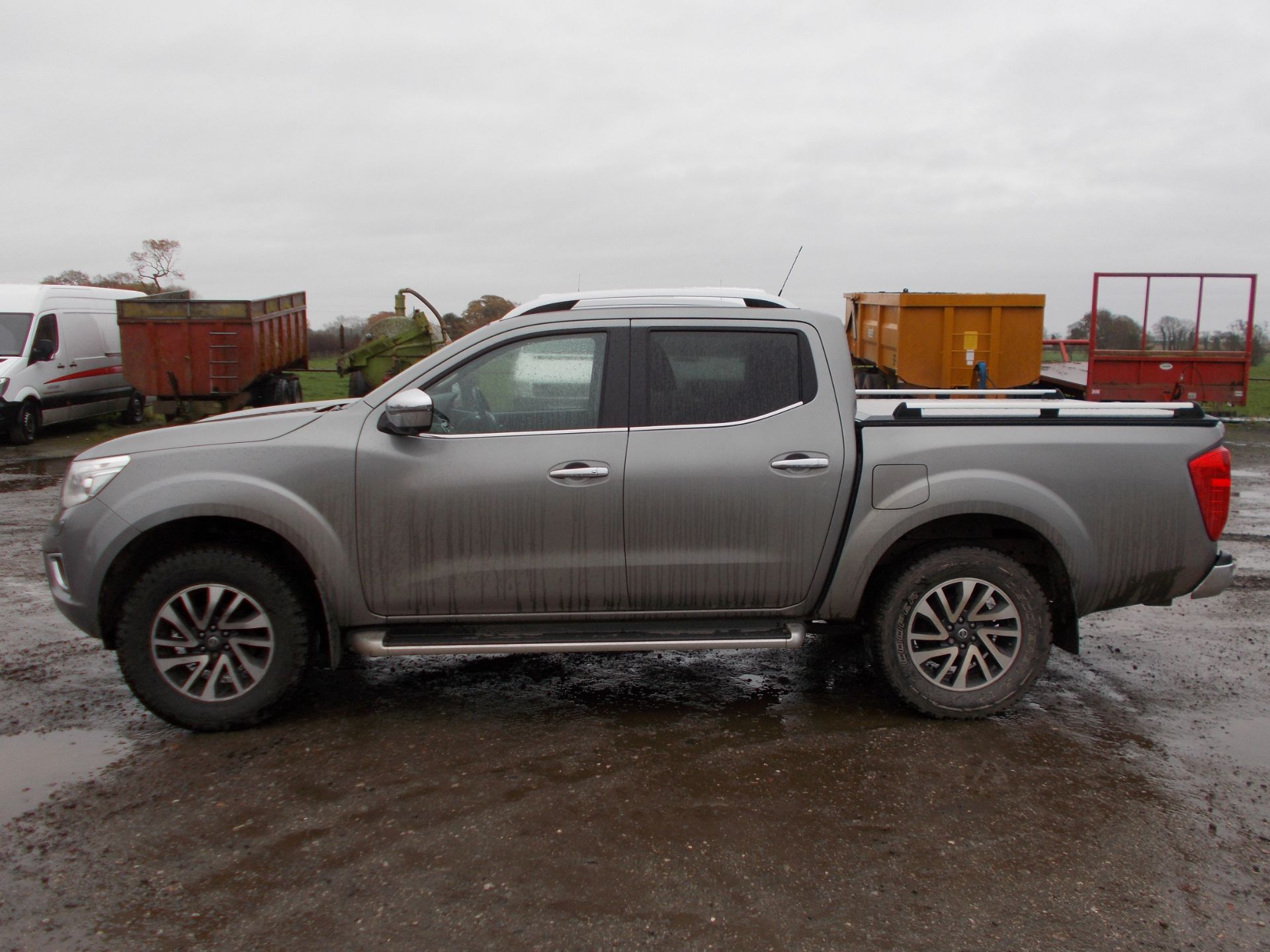 Nissan Navara Tekna NP300 Pick Up, including satel - Image 2 of 16