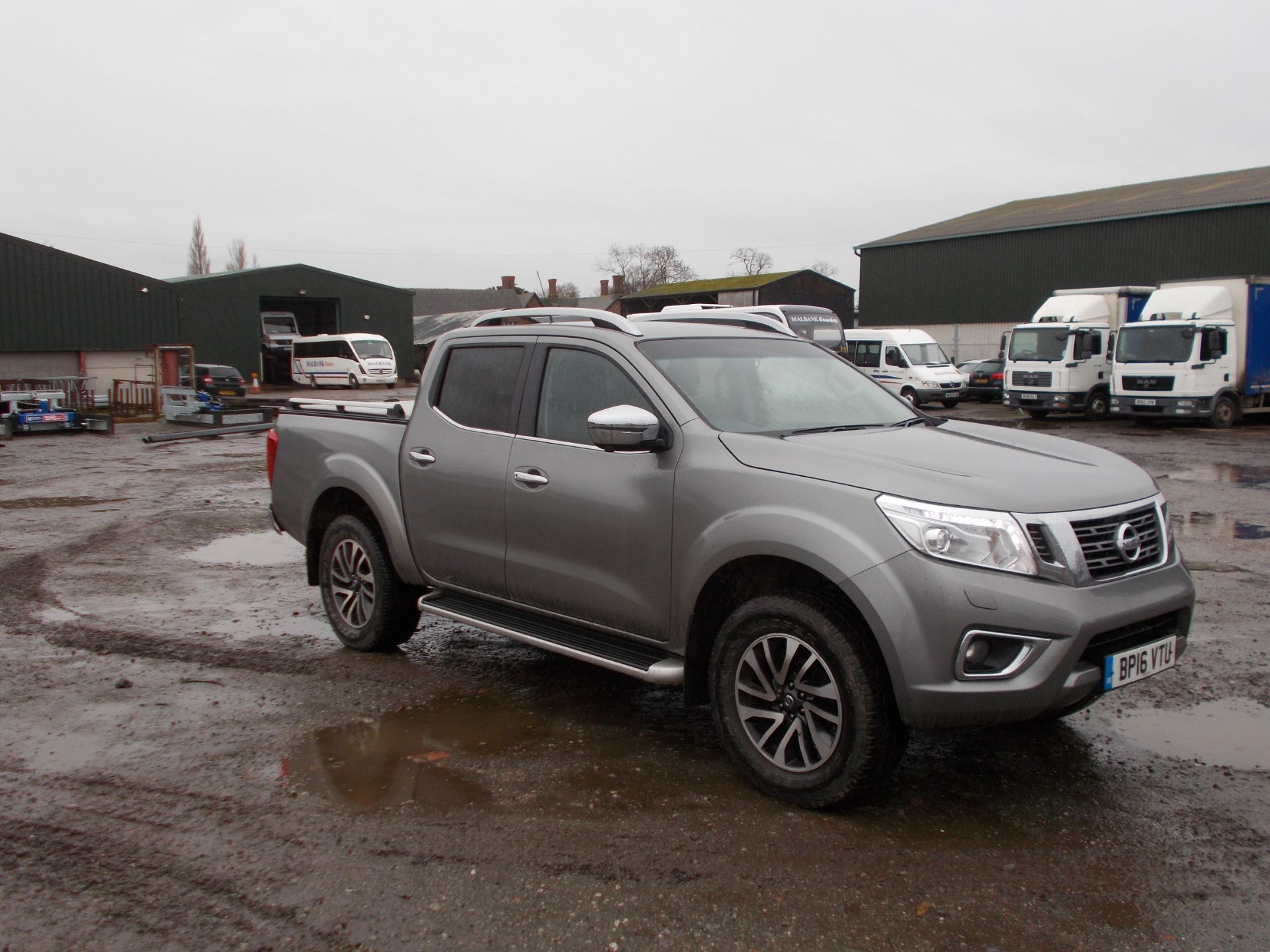 Nissan Navara Tekna NP300 Pick Up, including satel - Image 7 of 16