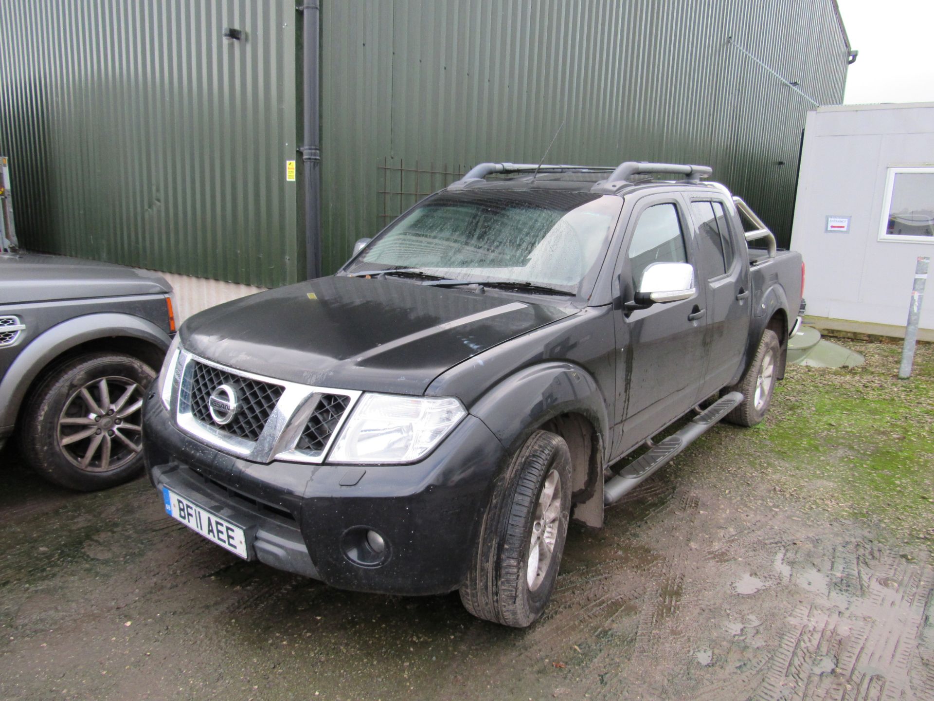 Nissan Navara Tekna 2.5DCI 4WD Auto Double Cab Pick Up, registration BF11 AEE, first registered 25 - Image 21 of 22