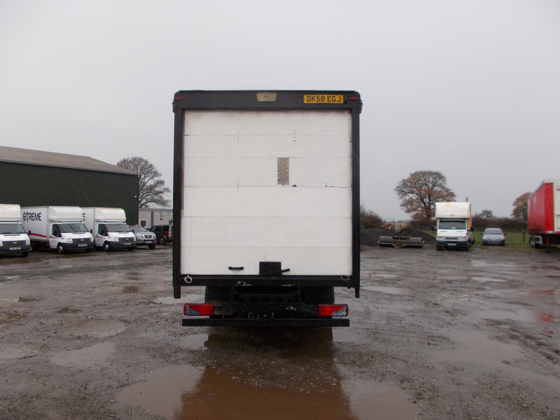 Man 7.5t TGL 7.180 Curtain Sider, registration DK58 EGJ, odometer reading 399,770 km, MOT until 30. - Image 5 of 18