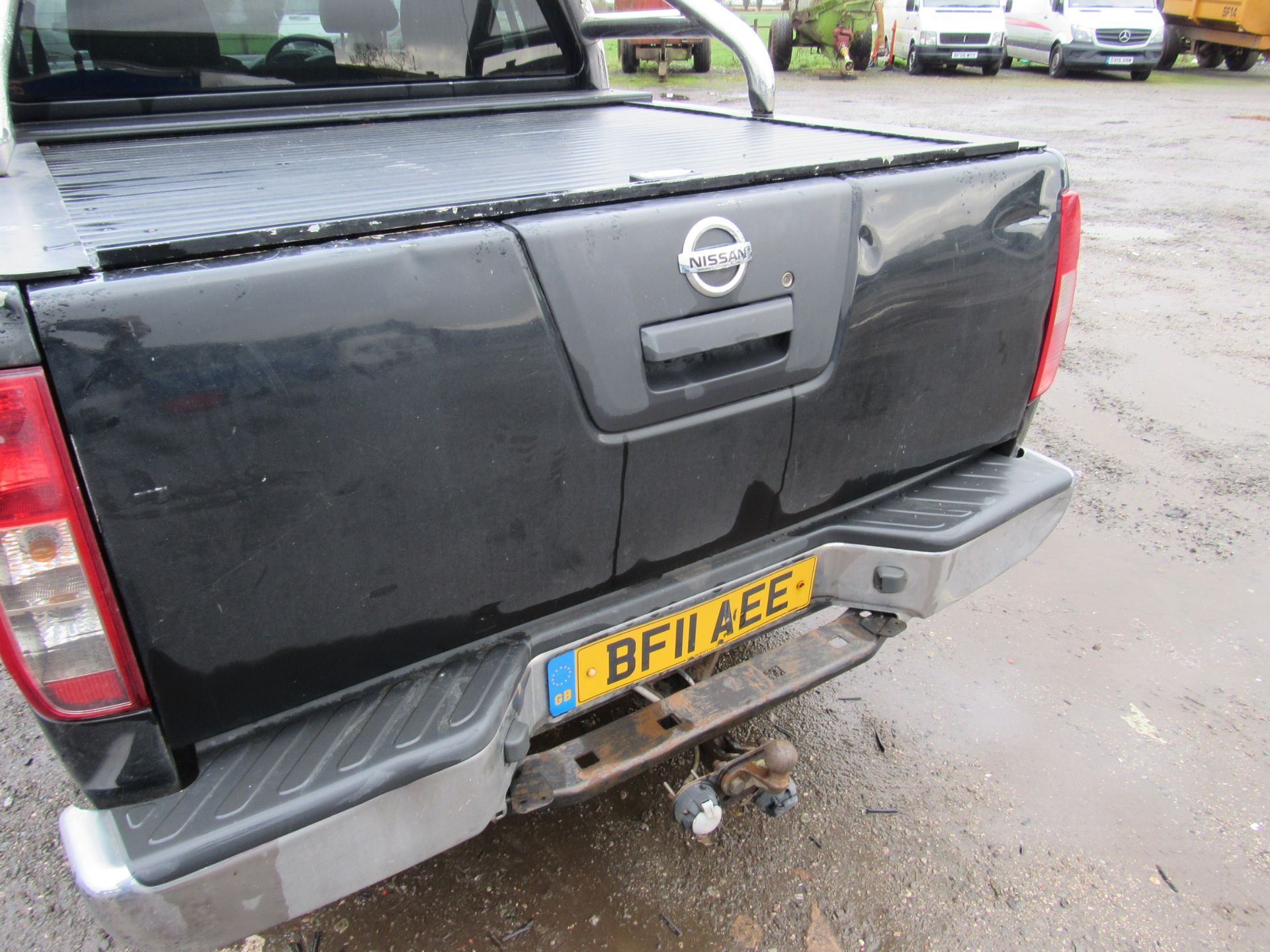 Nissan Navara Tekna 2.5DCI 4WD Auto Double Cab Pick Up, registration BF11 AEE, first registered 25 - Image 10 of 22