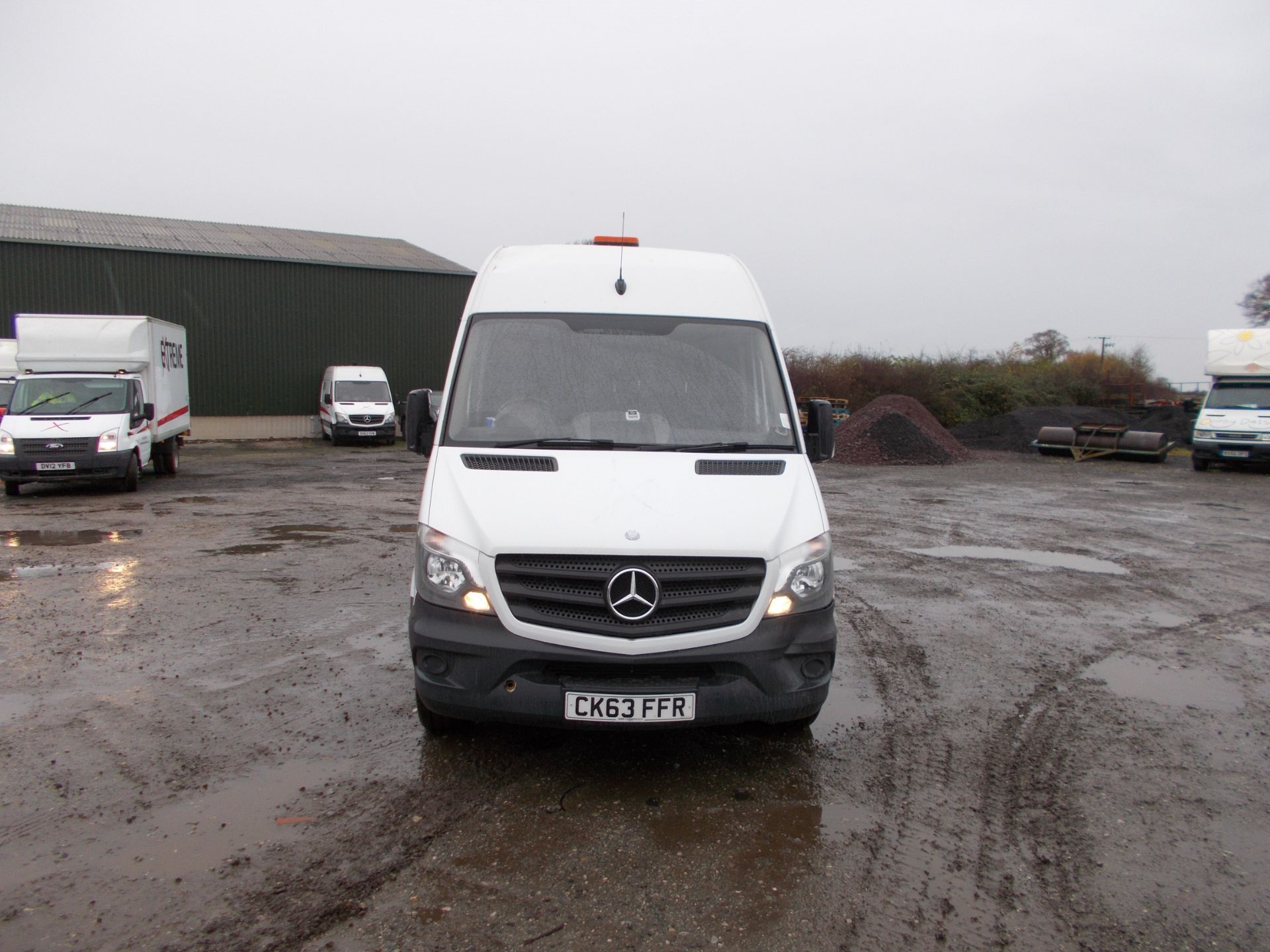 Mercedes 316 CDI MWB Van, registration CK63 FFR, first registered, 23 December 2013, odometer - Image 8 of 13