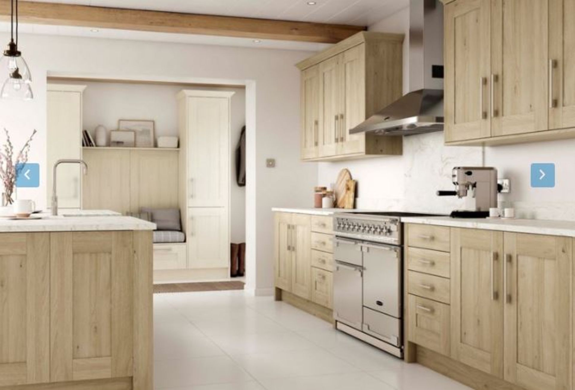 Tiverton solid oak kitchen Range, approx. 7138 items including doors drawers inc curved doors,