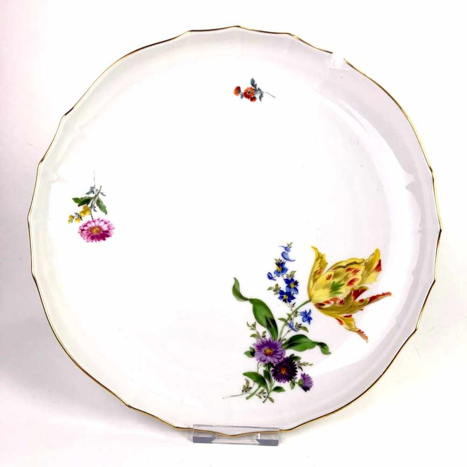 Rundschale / Anbietschale: Meissen Porzellan, Dekor Blume 3, Goldrand.Kuchenplatte rund, in der Form