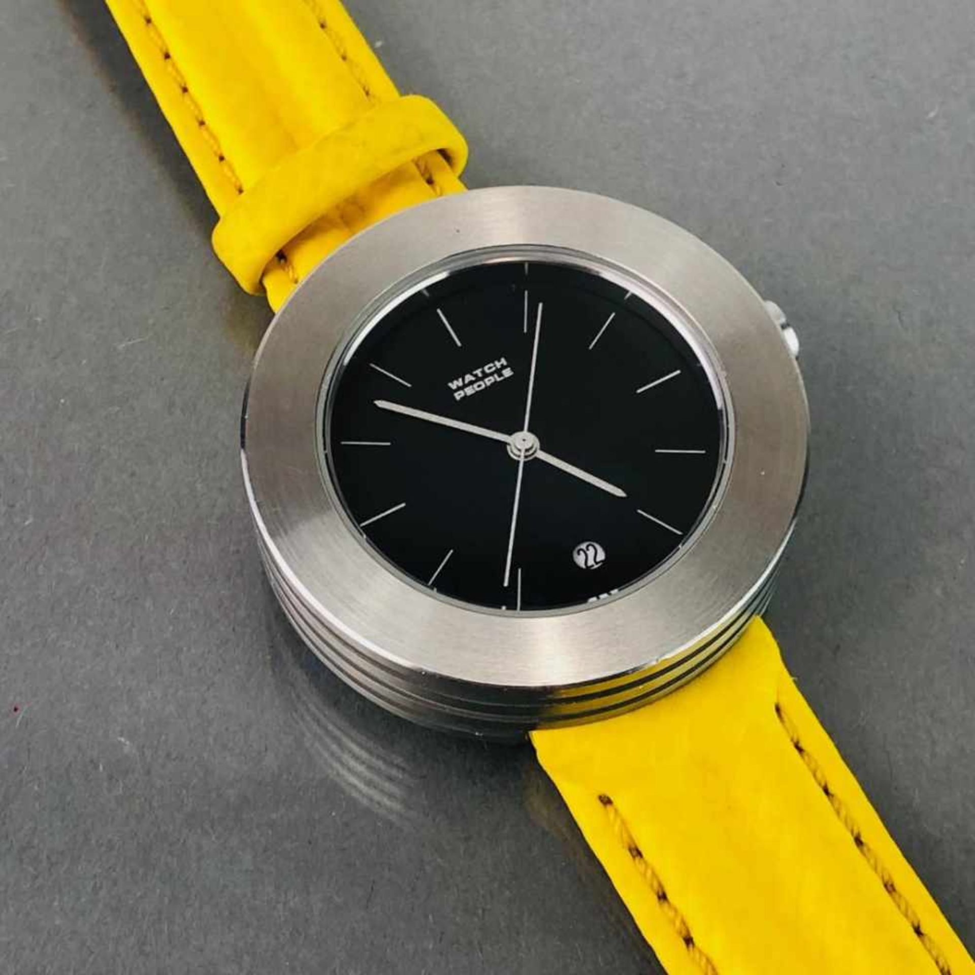 WATCHPEOPLE Armbanduhr TOTO silber/schwarz und gelb. Unisex.WatchPeople Toto, Edelstahl,