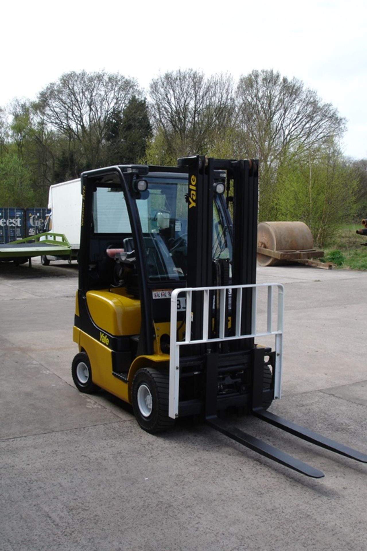 Yale 2 ton Forklift (2013) - Image 4 of 6