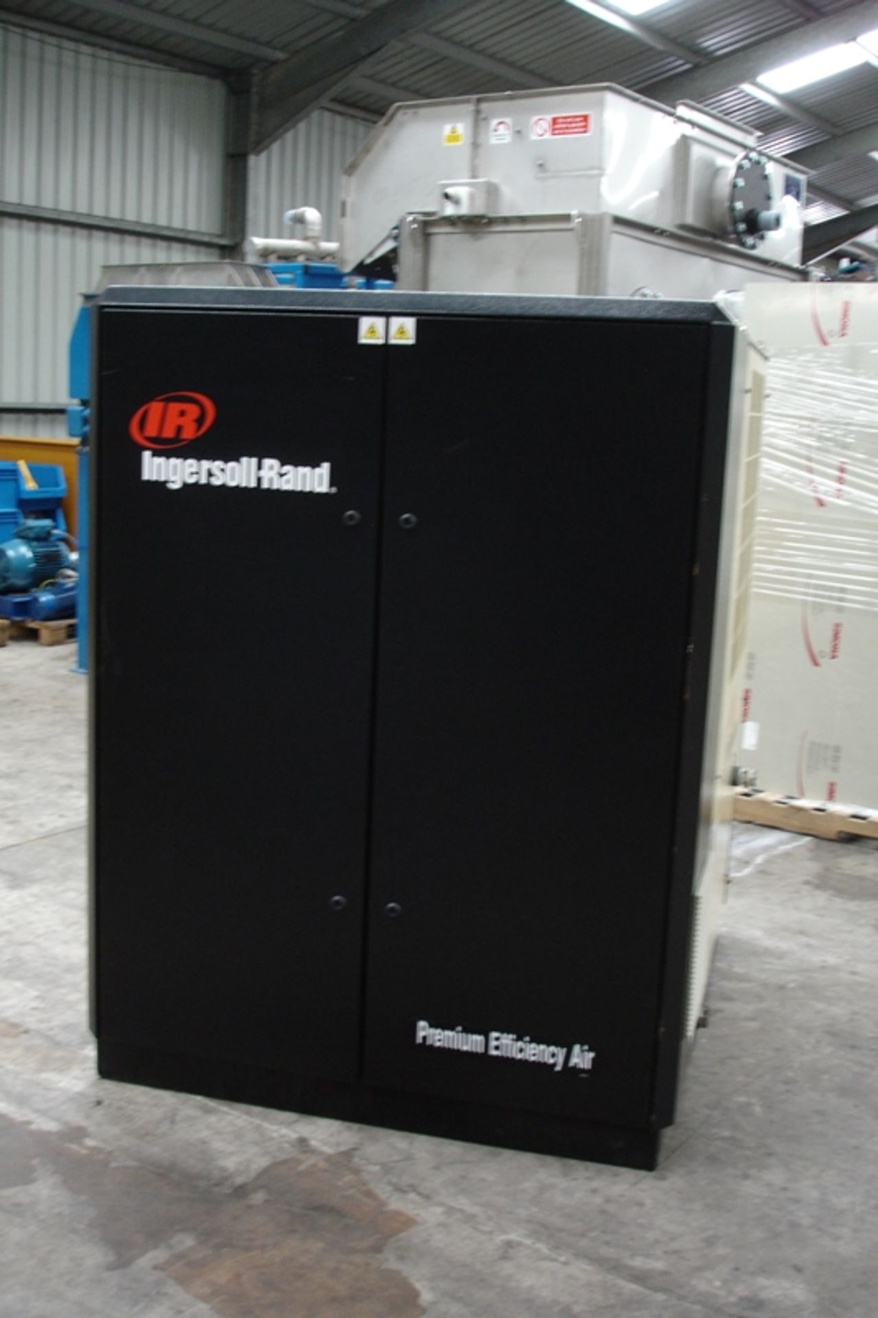 INGERSOL RAND SCREW COMPRESSOR - Image 3 of 4