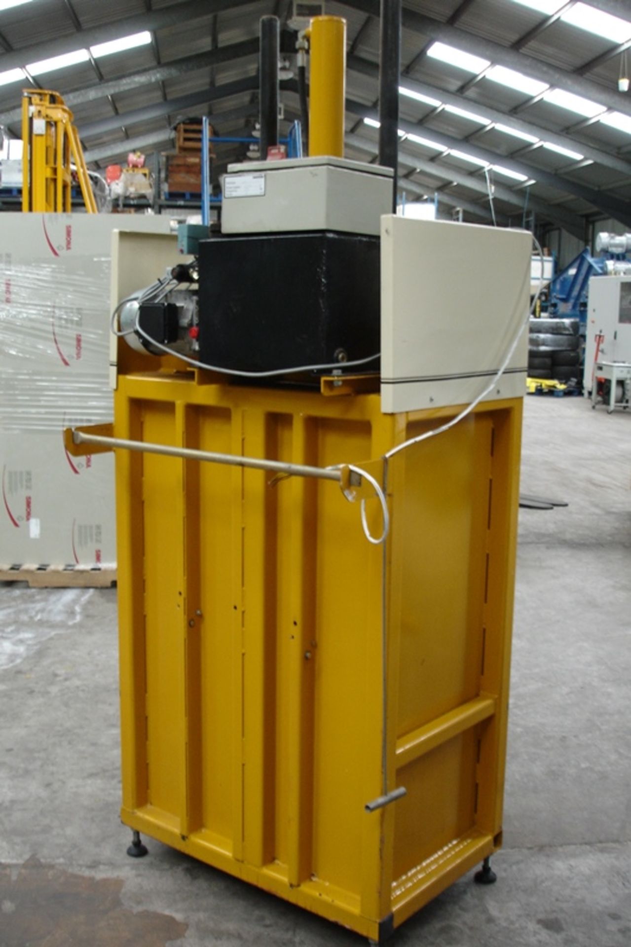 BRAMIDAN WASTE BALER - Image 4 of 4