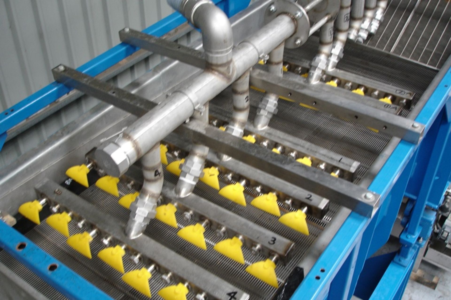 Vibratory Shaker Screen - Image 7 of 7