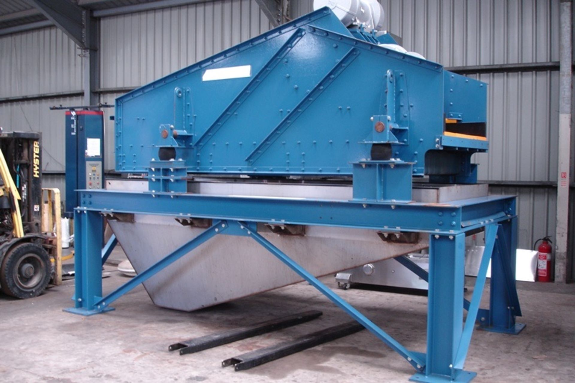 Large Vibratory Shaker Screen