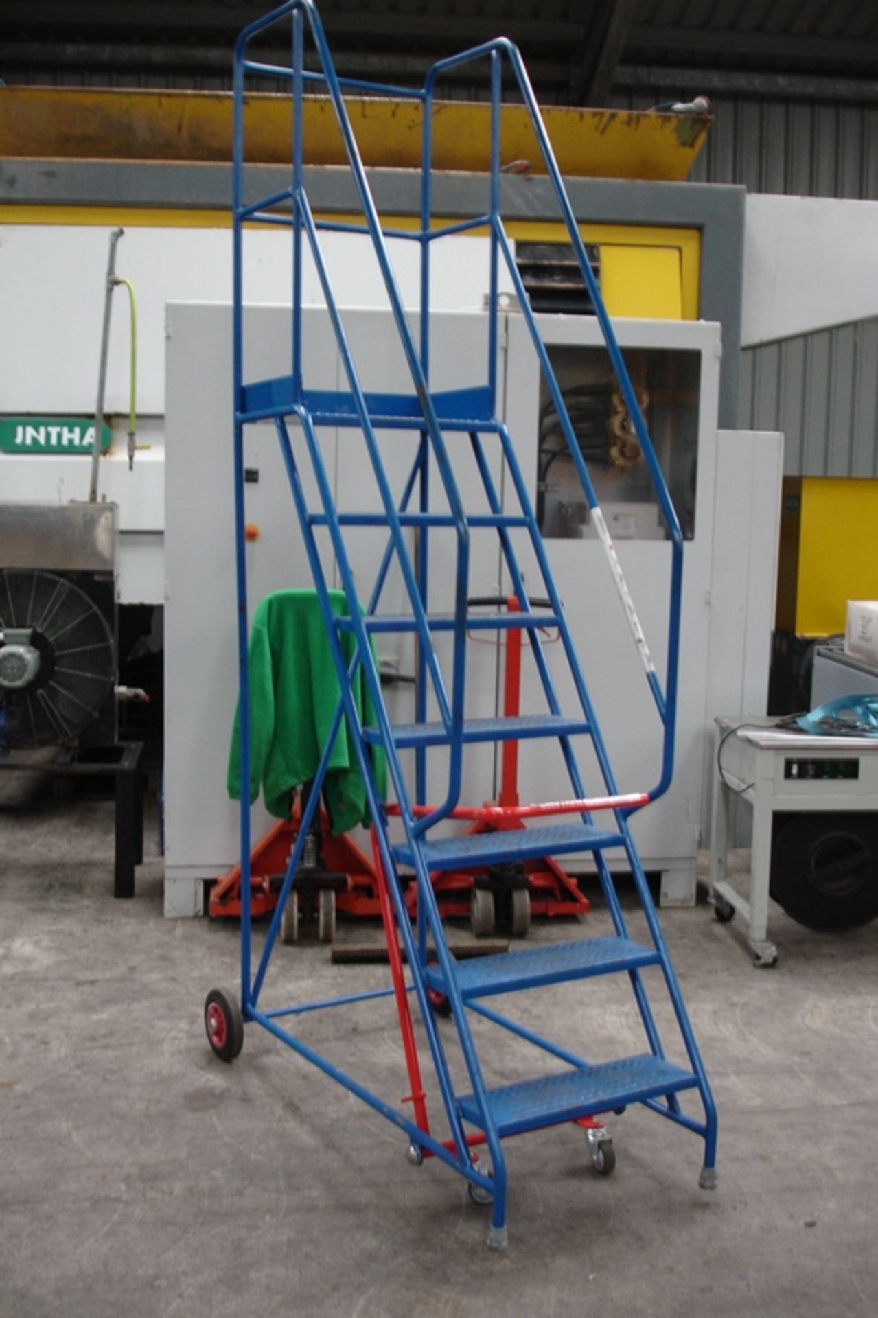 Mobile Steps / Working Platform