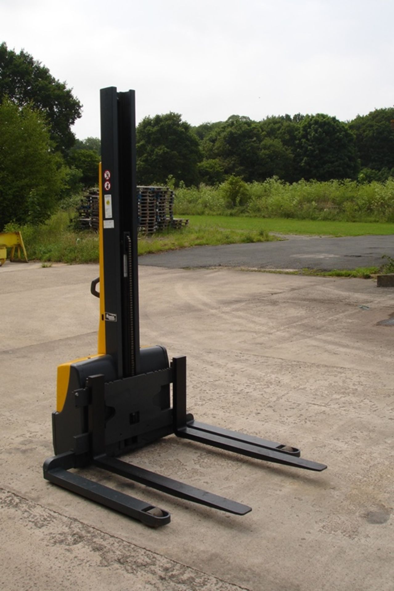 Jungheinrich Electric Pedestrian Forklift - Image 5 of 5