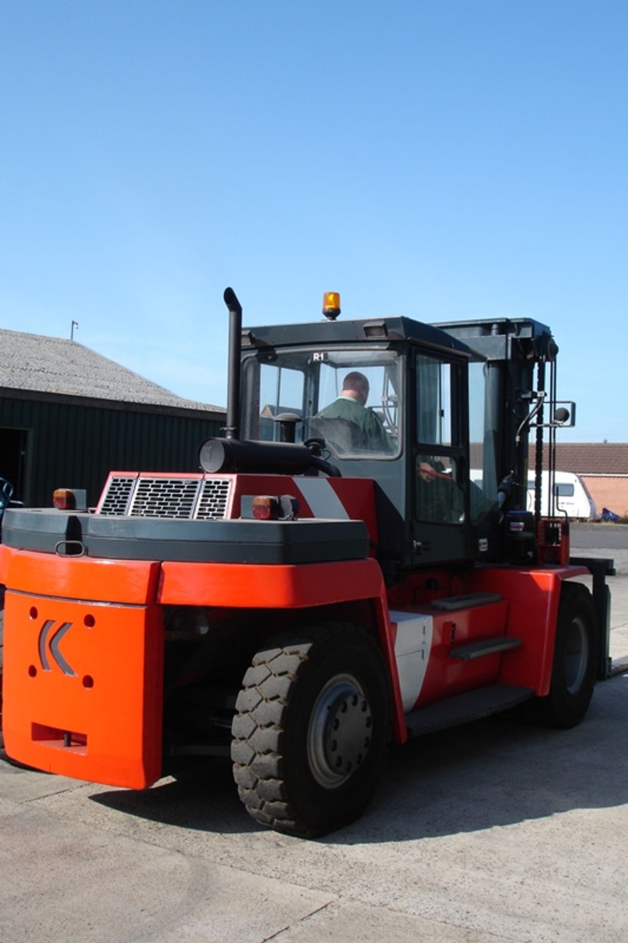 KALMAR 18 TON FORKLIFT - Image 3 of 8