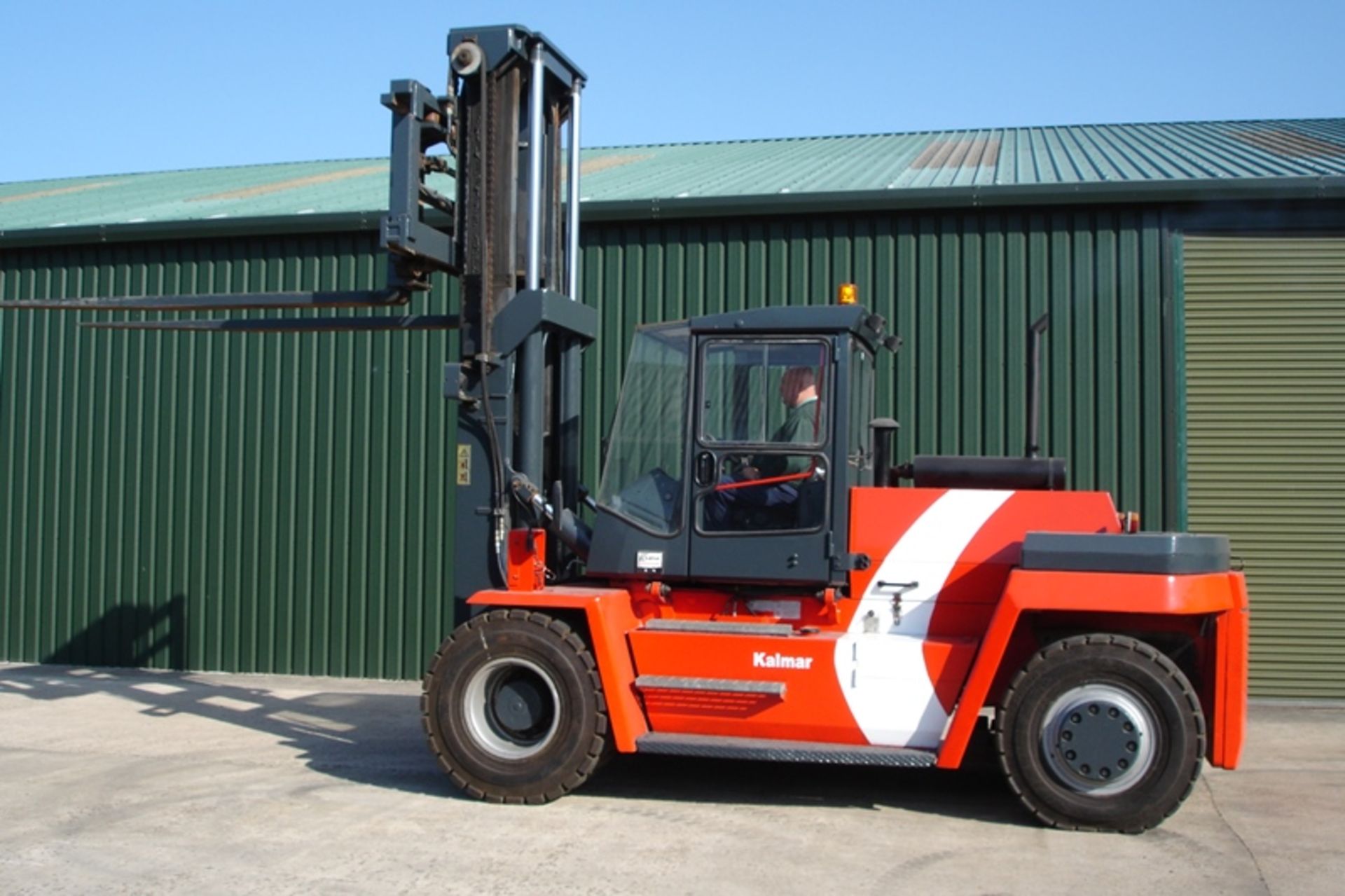 KALMAR 18 TON FORKLIFT - Image 8 of 8