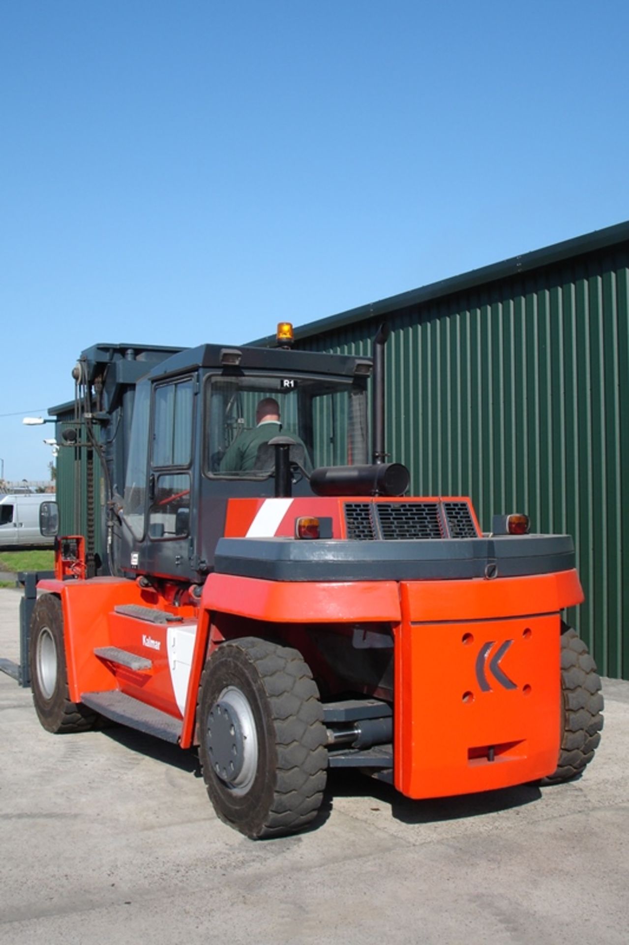 KALMAR 18 TON FORKLIFT - Image 2 of 8